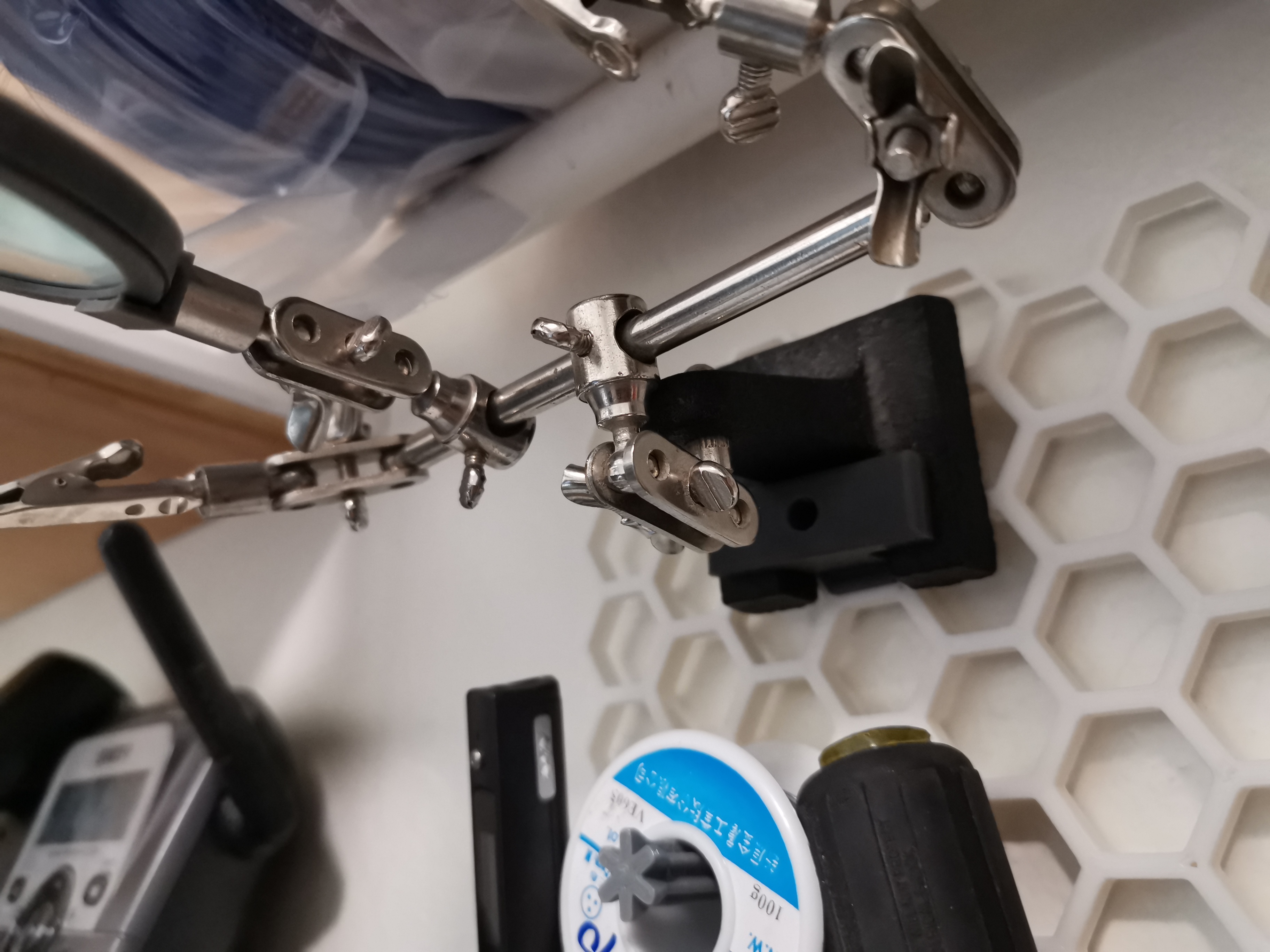honeycomb storage wall soldering helping hand mount 3D model thumbnail