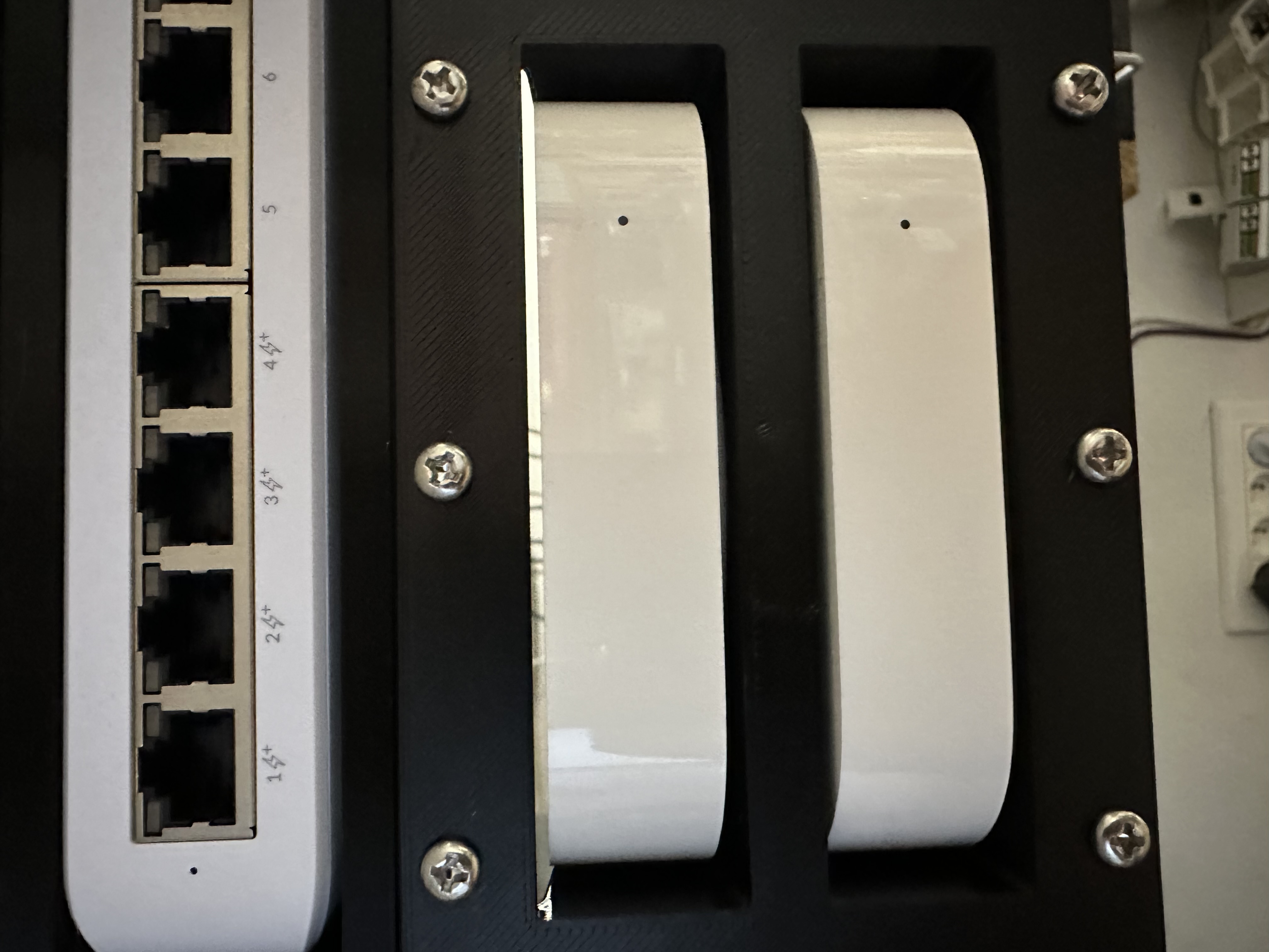 Rack Holder for 2 Airport Express 2nd Gen