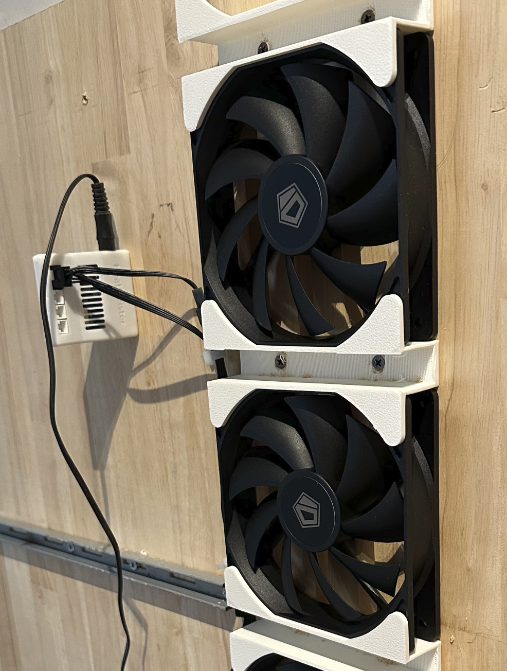 140mm PC fan mount