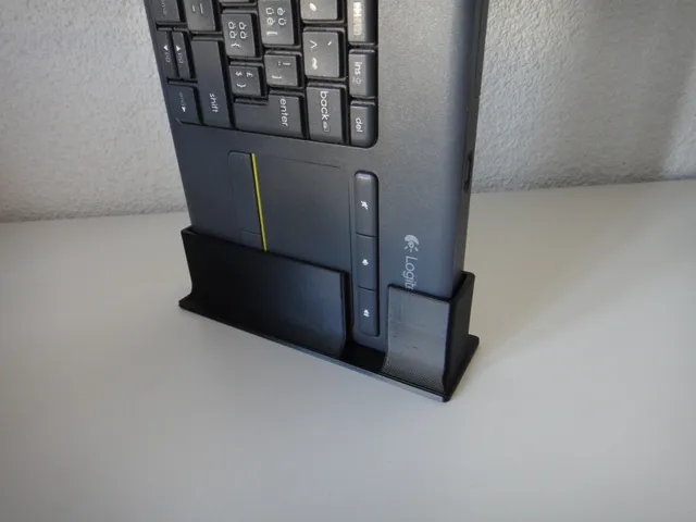 Logitech K400+ Side Stand Remix