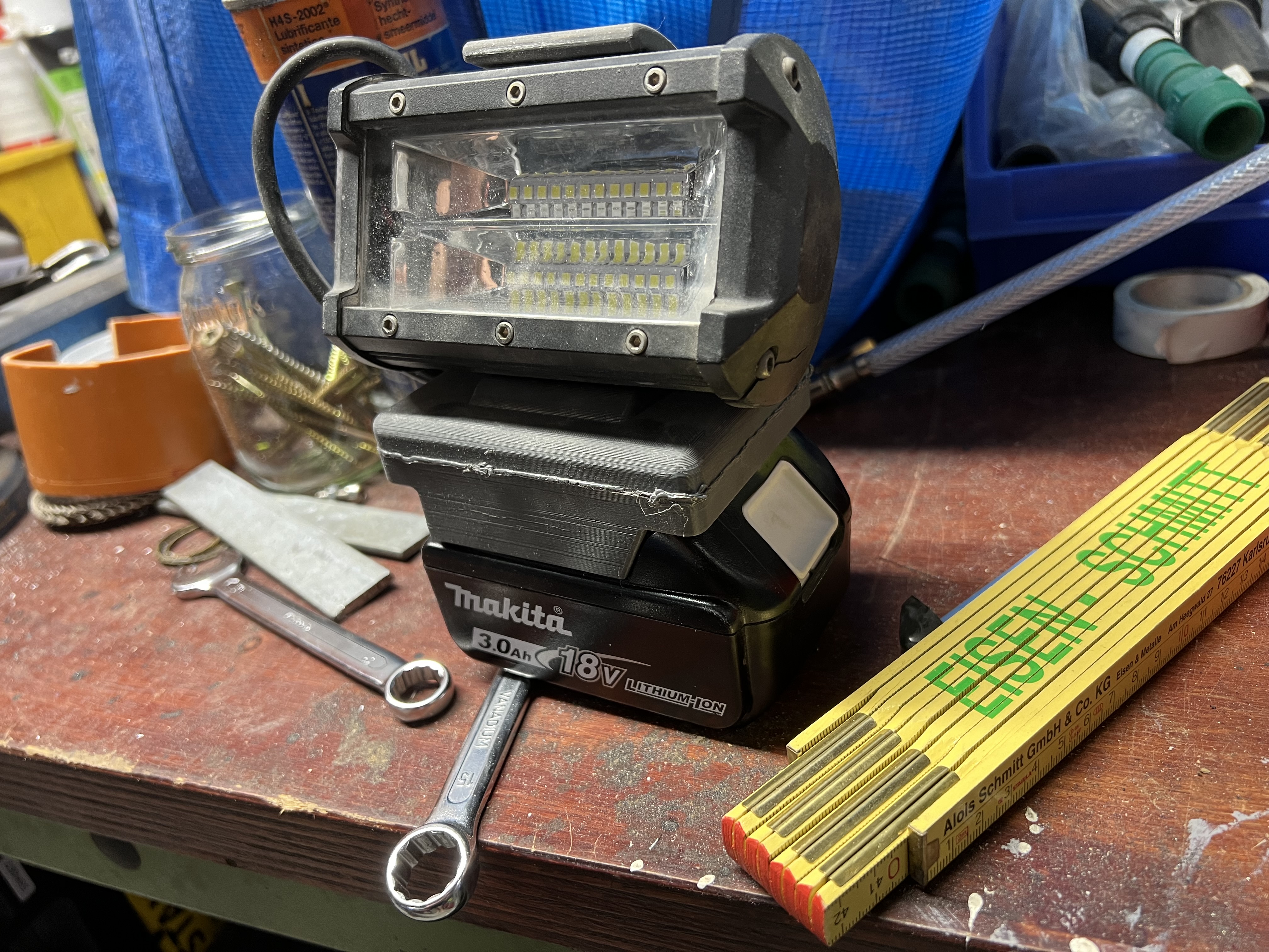 Makita Worklight with M8 screw