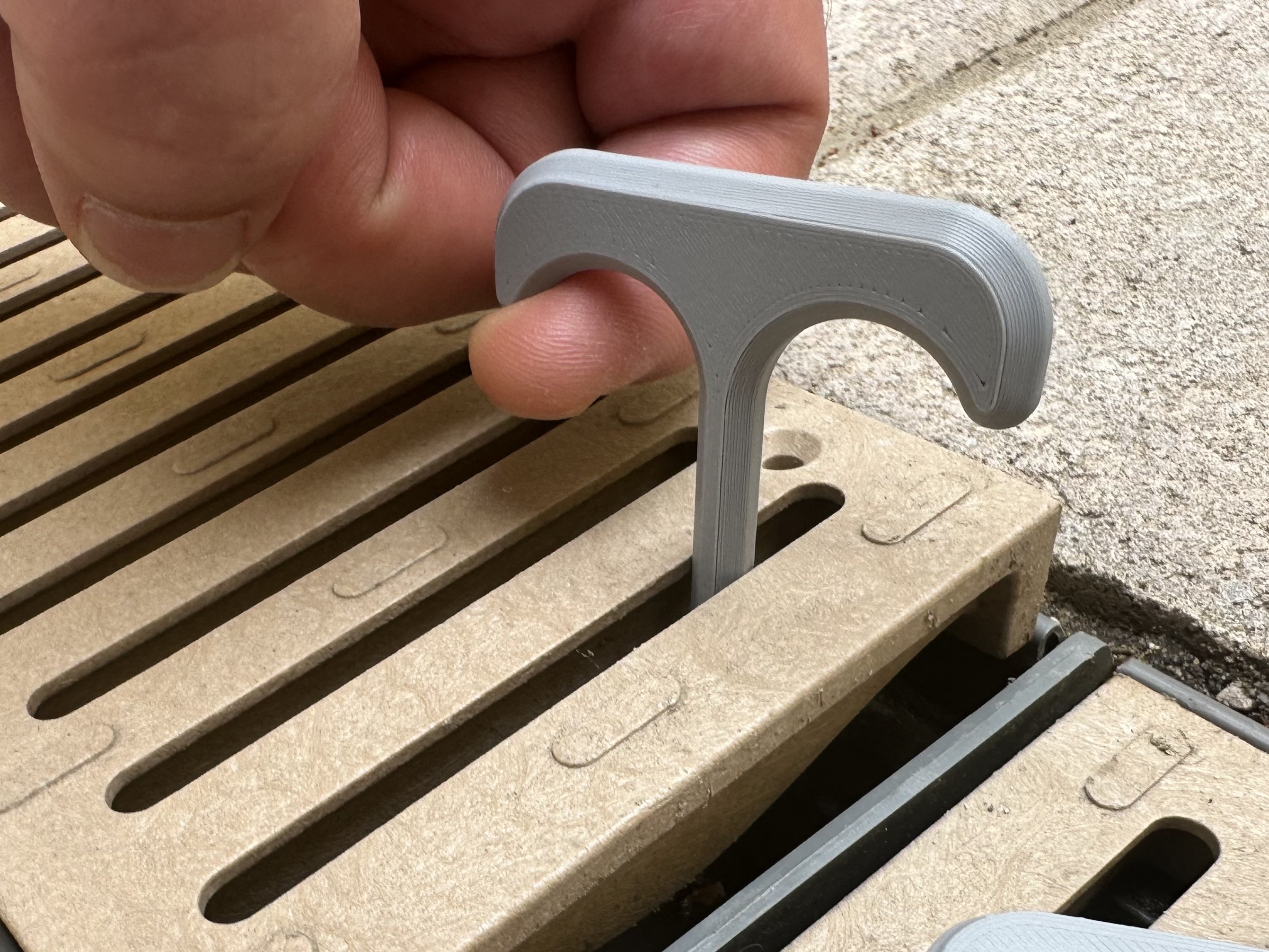 Drain Grate Puller by theHeig Download free STL model