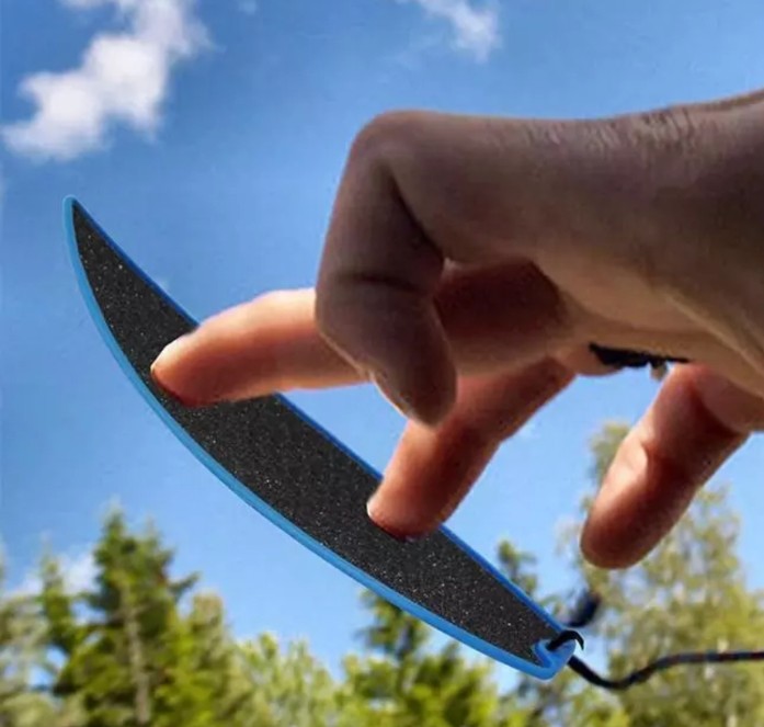 Mini surfboard for fingers