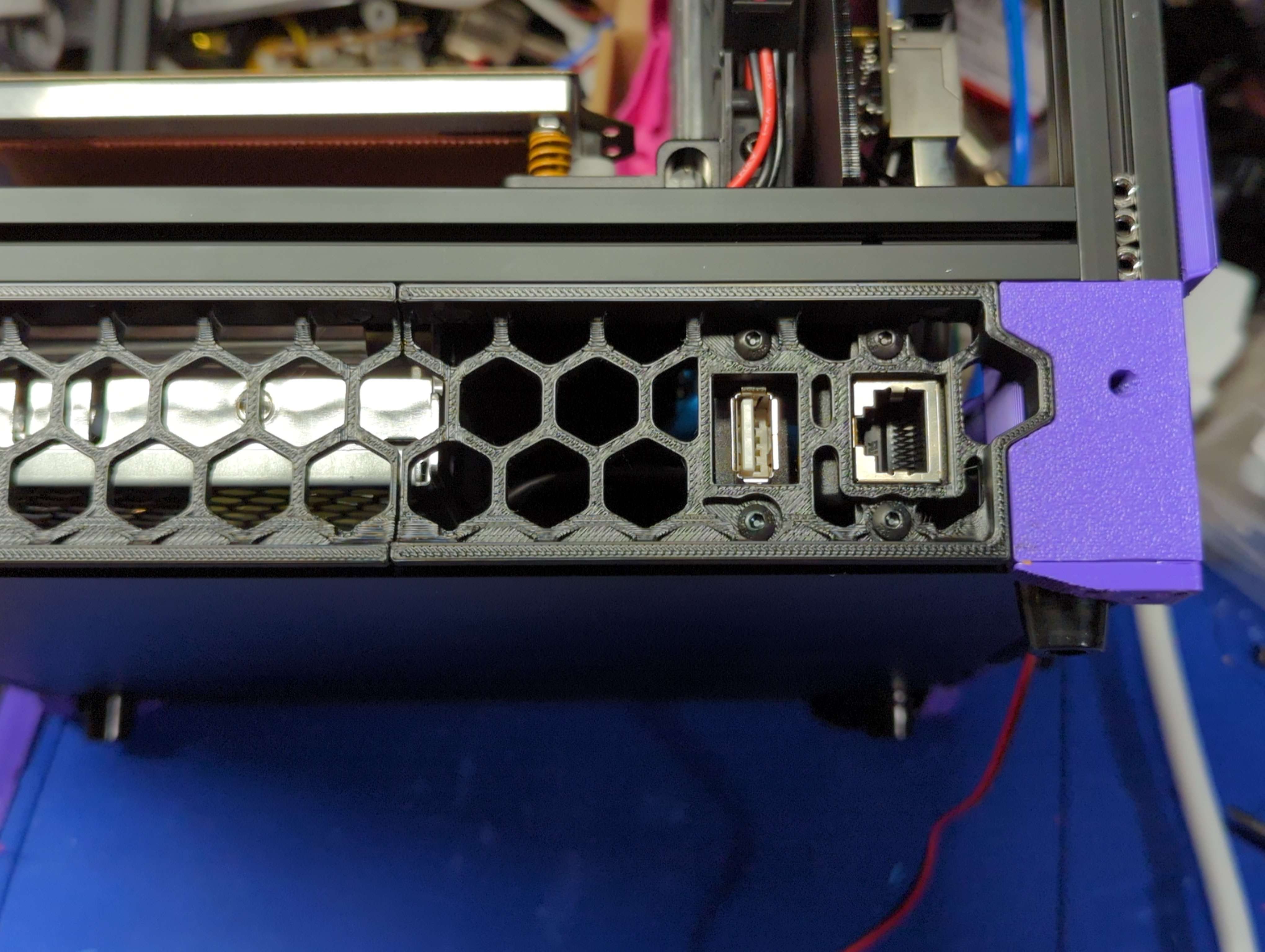 Voron v0.2r1 Right-rear-side skirt RJ45 Ethernet and USB ports