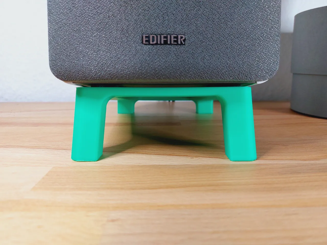 Angled Desk Speaker Stand by Yuriam Download free STL model
