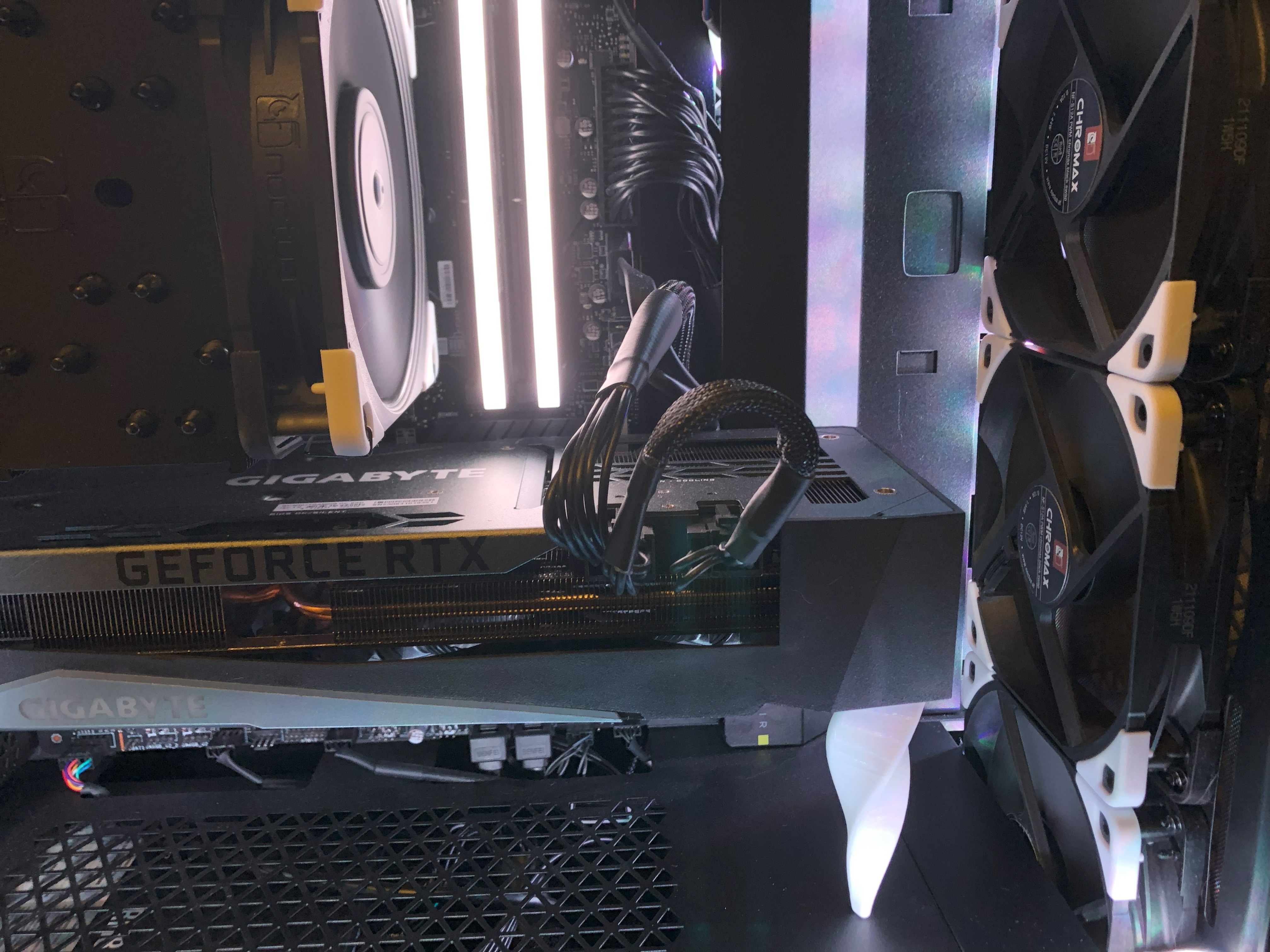 Miniatura 2 do modelo 3D GPU Support - Twisted Triangle Design