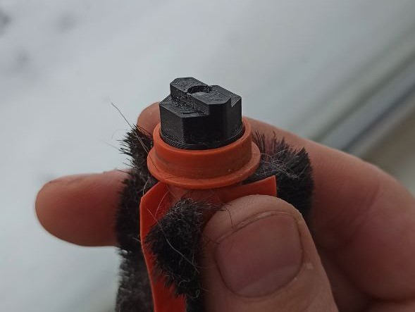 Brush holder for Xiaomi Mi Robot