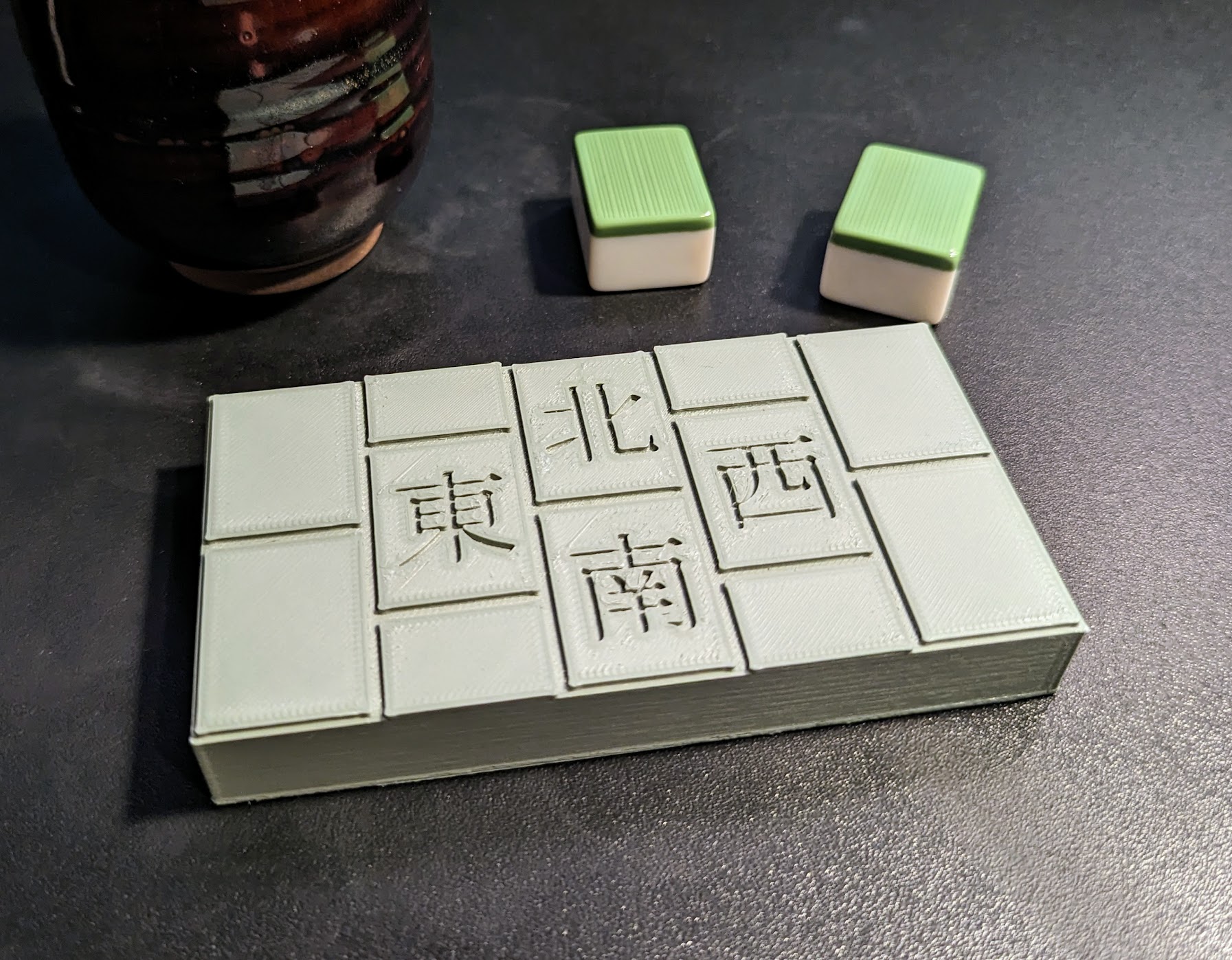 Customizable Mahjong box spacer
