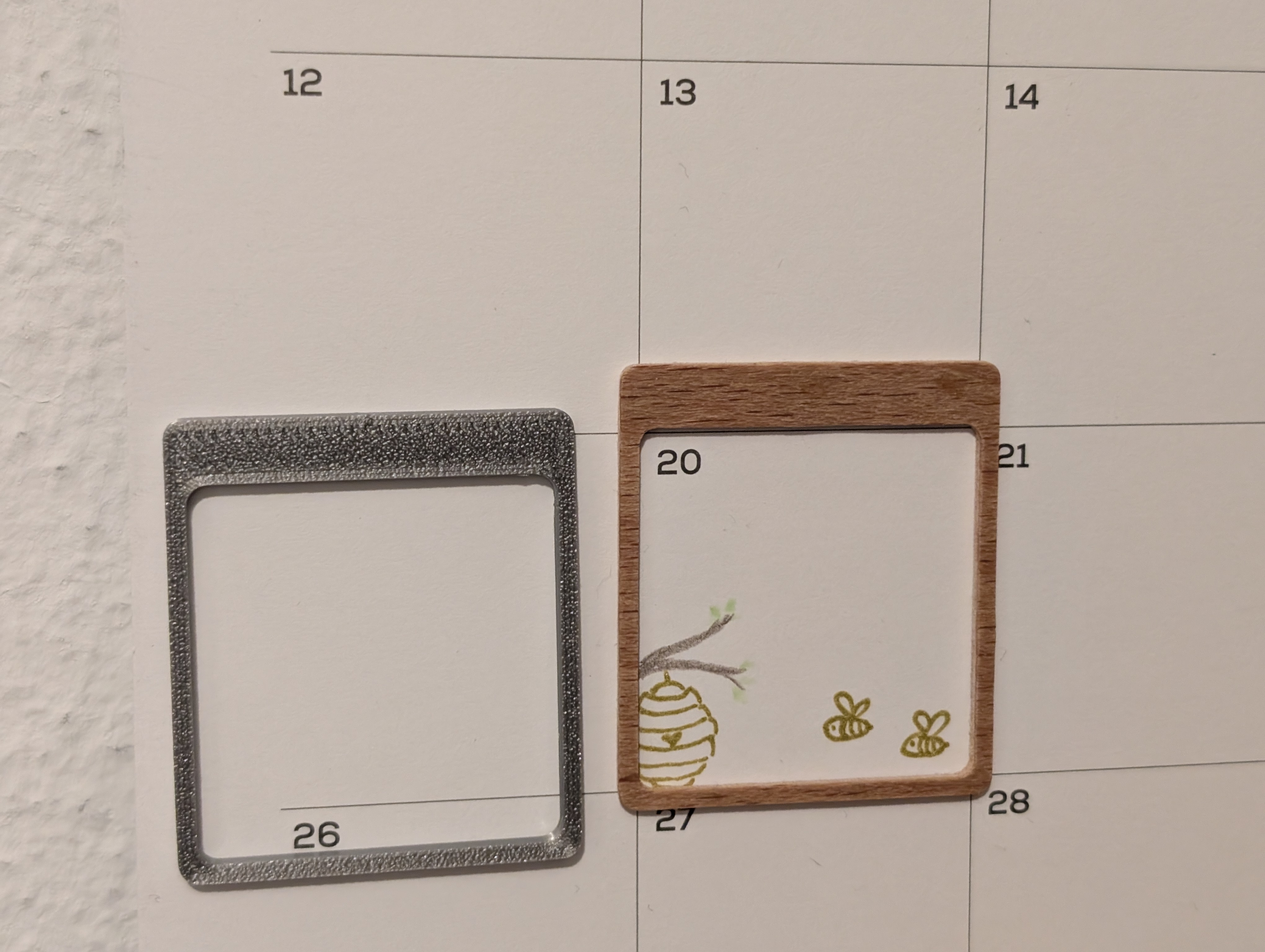 Magnetic date frame for Kurzgesagt calendar