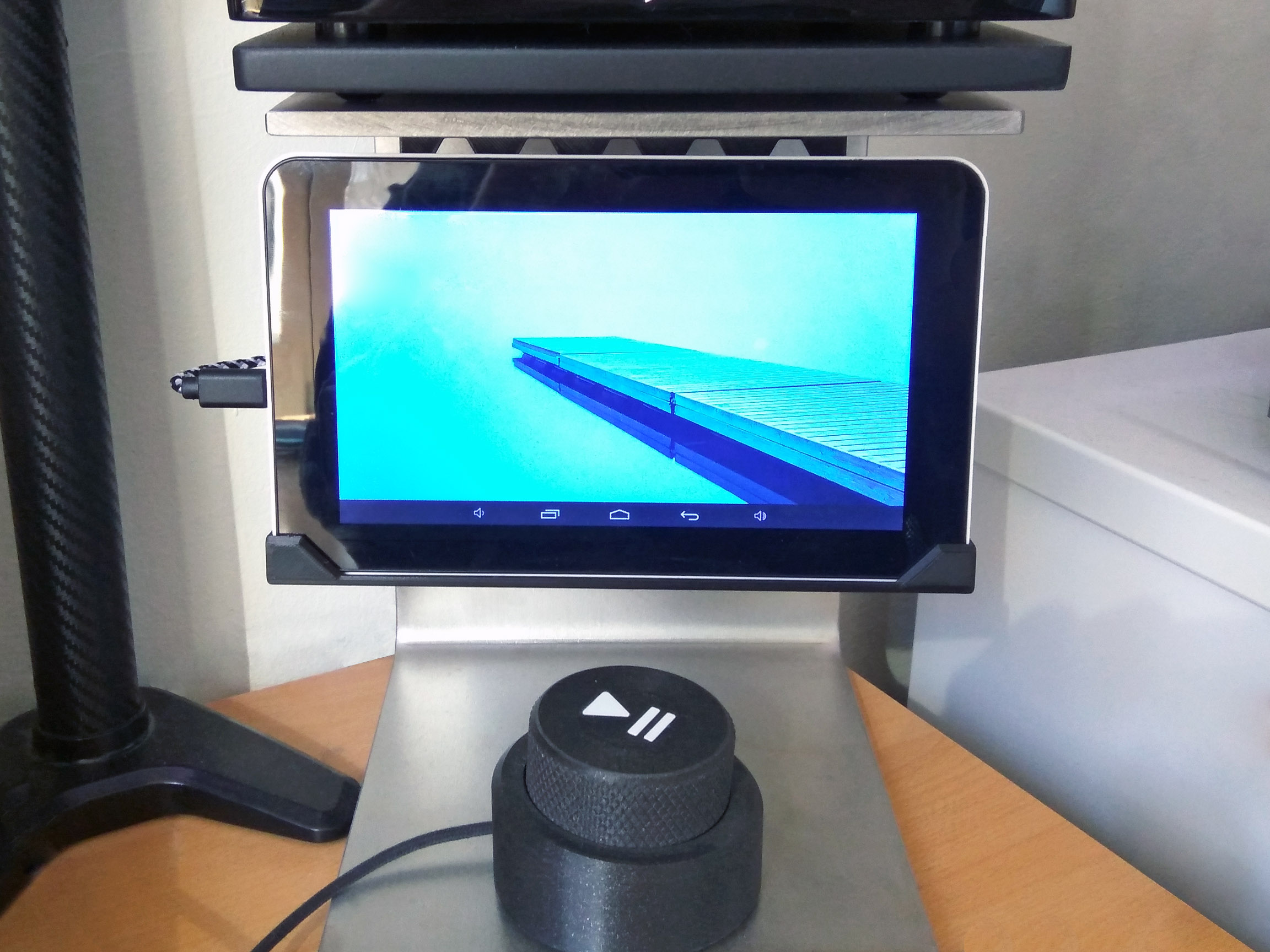 Tablet Hanger by The3Designer Download free STL model