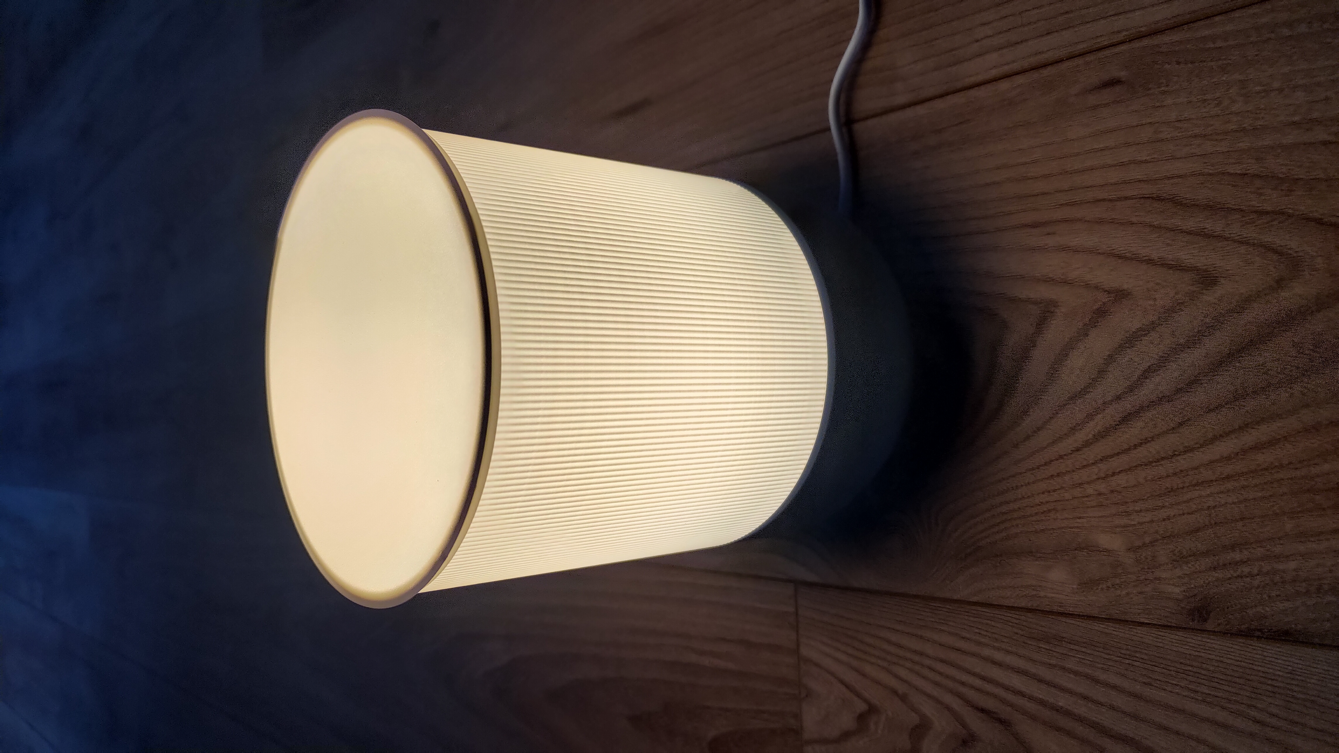 Miniatura 2 do modelo 3D Maker Lamp - ⌀28 socket + Lid for pattern shade