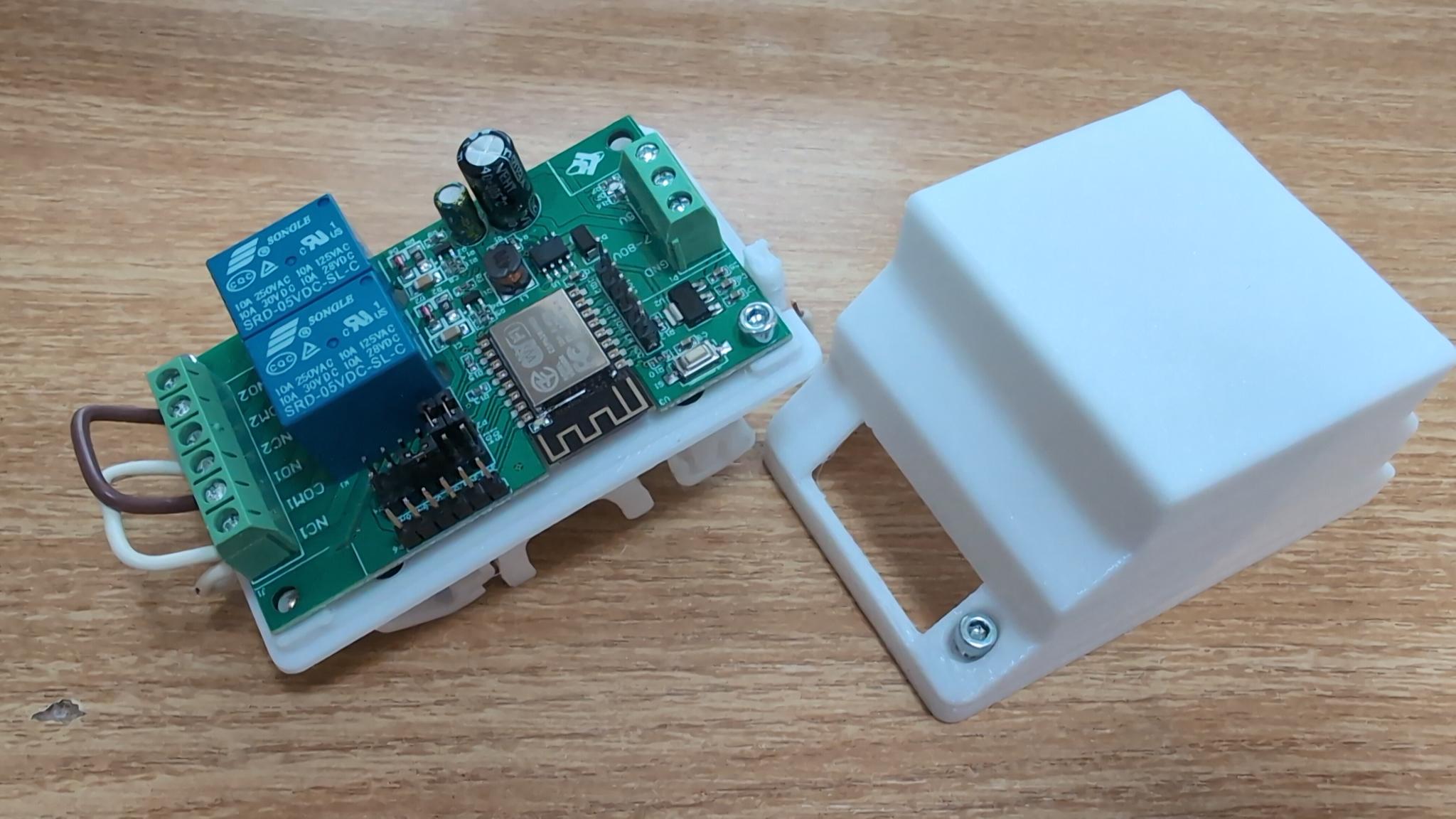 ESP12F RELAY 2X DIN-Rail-Housing