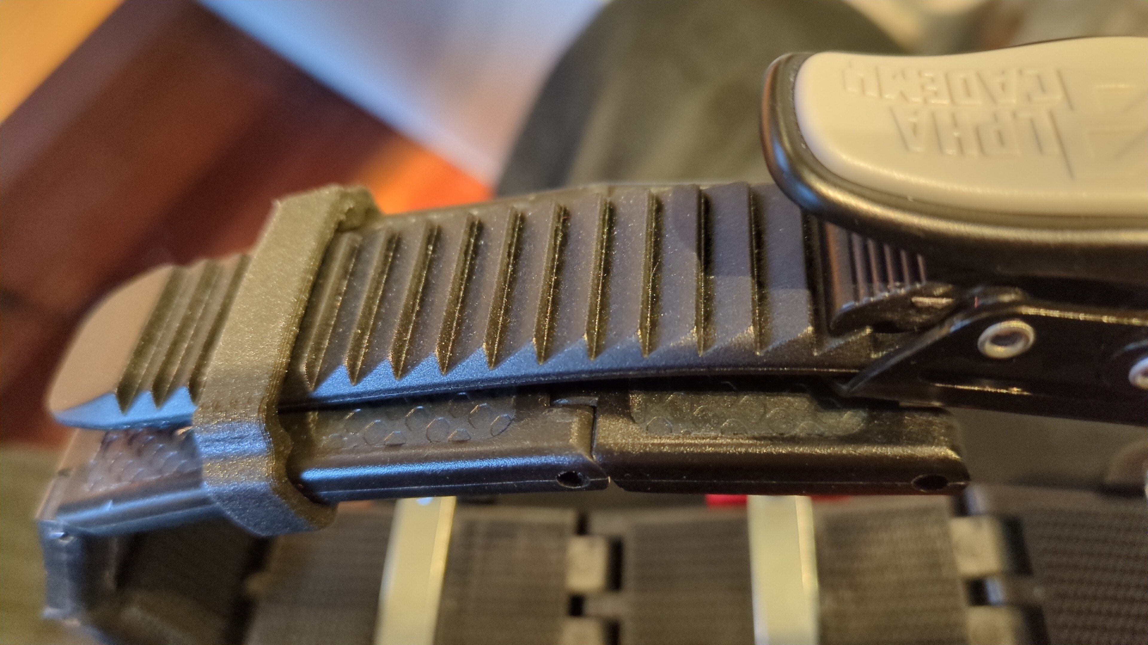 Keeper for Double Alpha Lynx Ratcheting belt.