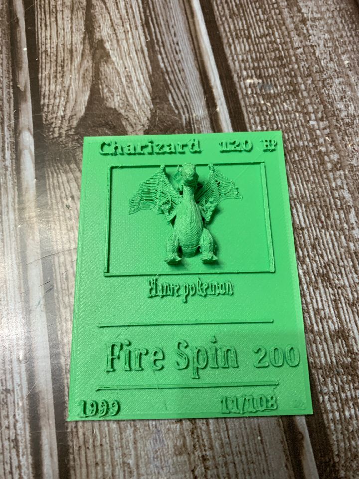 Charizard Pokemon Kartı (Sadece Plastik Aparattır!!!)