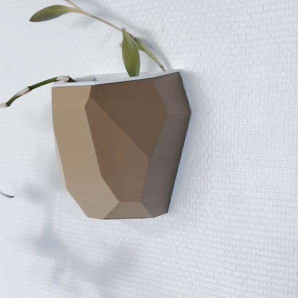 PARAMETRIC WALL PLANTER