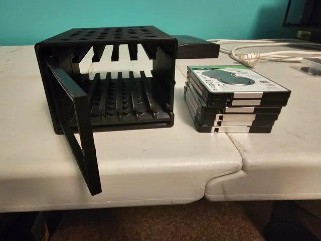 2.5in (inch) Hard Drive Cage, Define 7 Style