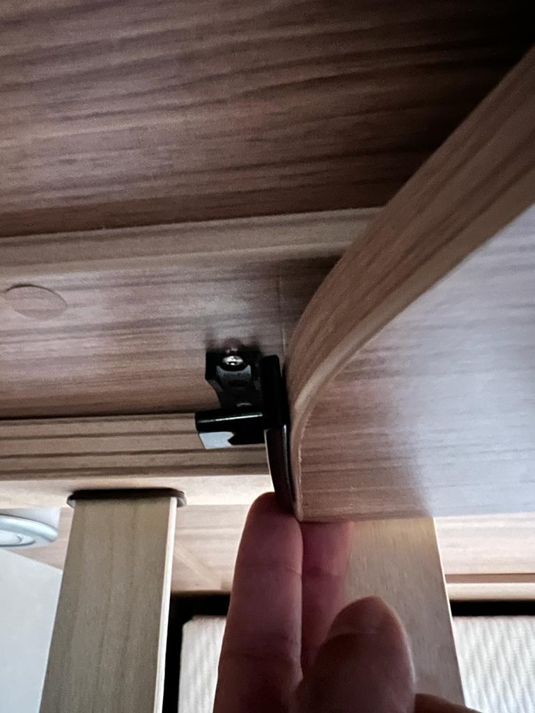 weinsberg upper bunker bed end lock piece