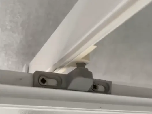 Pivot porte de douche ( shower door )