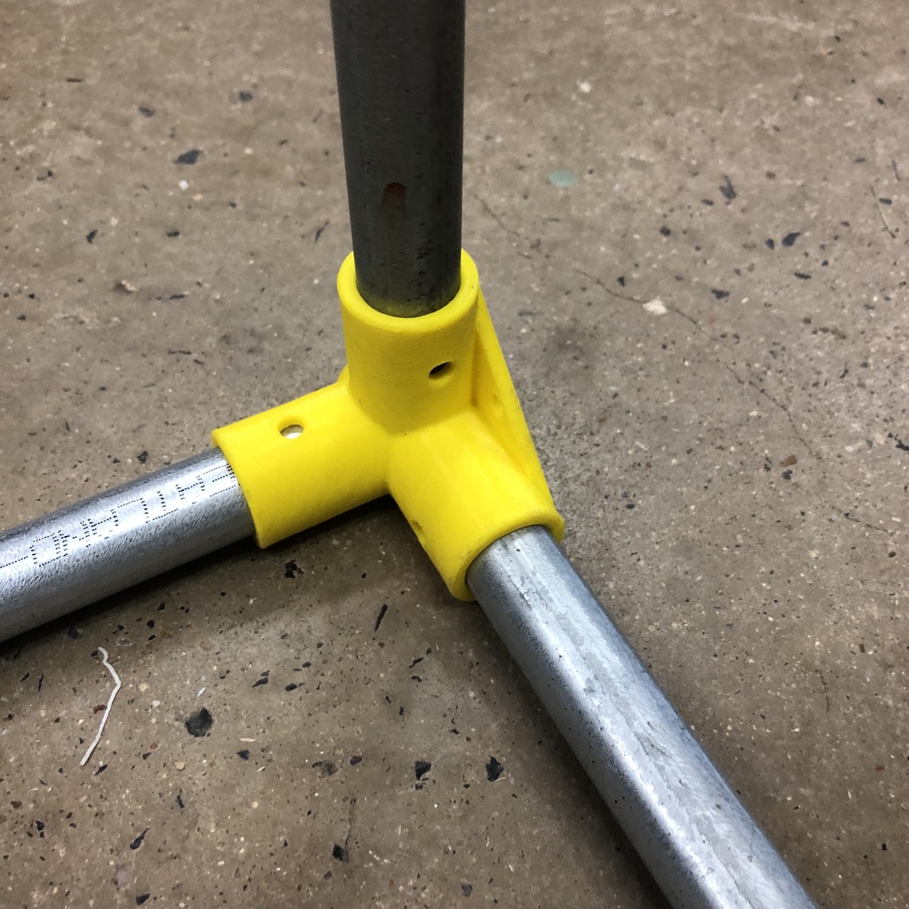 Conduit corner 1/2 inch conduit by Gordyt47 Download free STL model