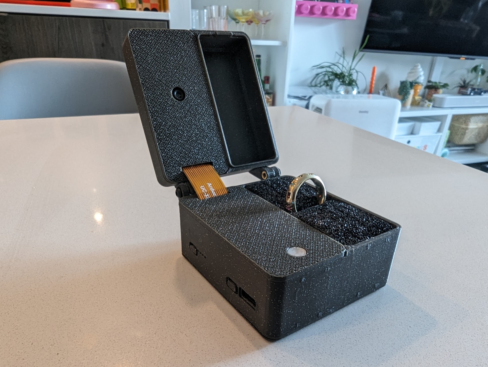 Camera Equipped Ring Box by eMadman | Download free STL model ...