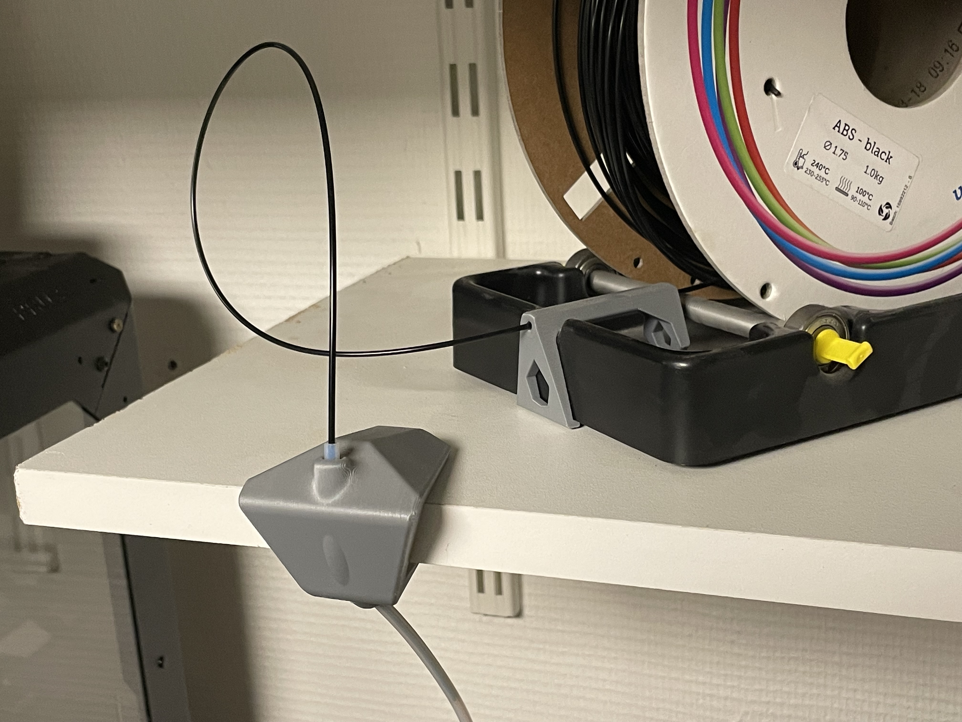 filamentguide for shelf and PTFE-tubes for MMU-spool-holder