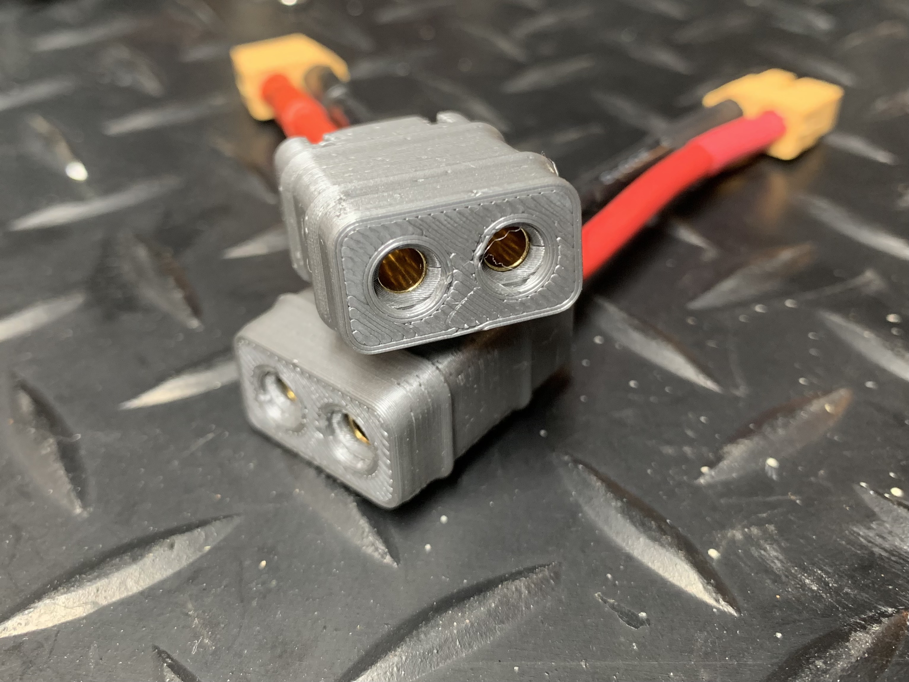 4mm Connector Housing