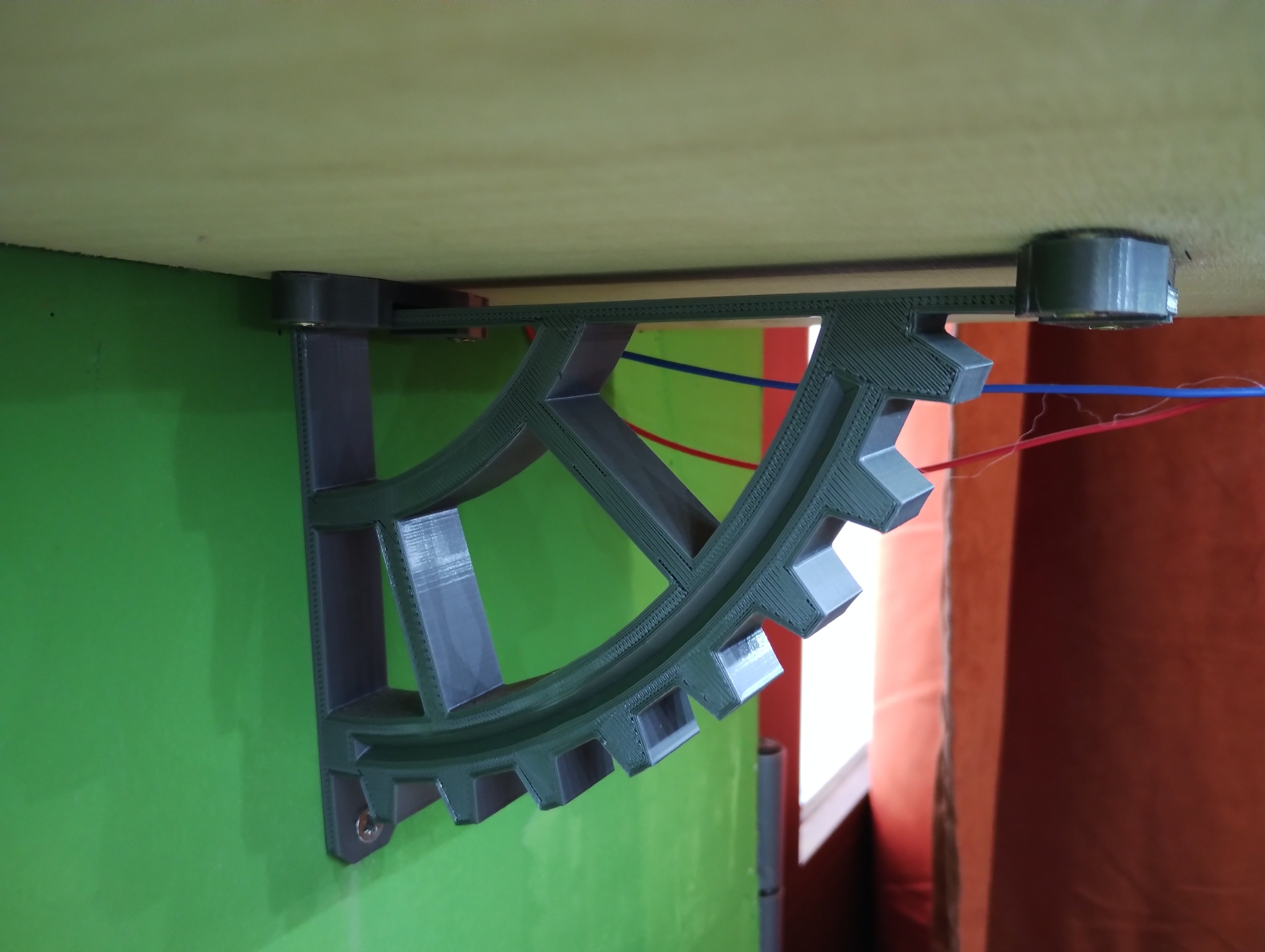 Steampunk / broken cog style shelf bracket