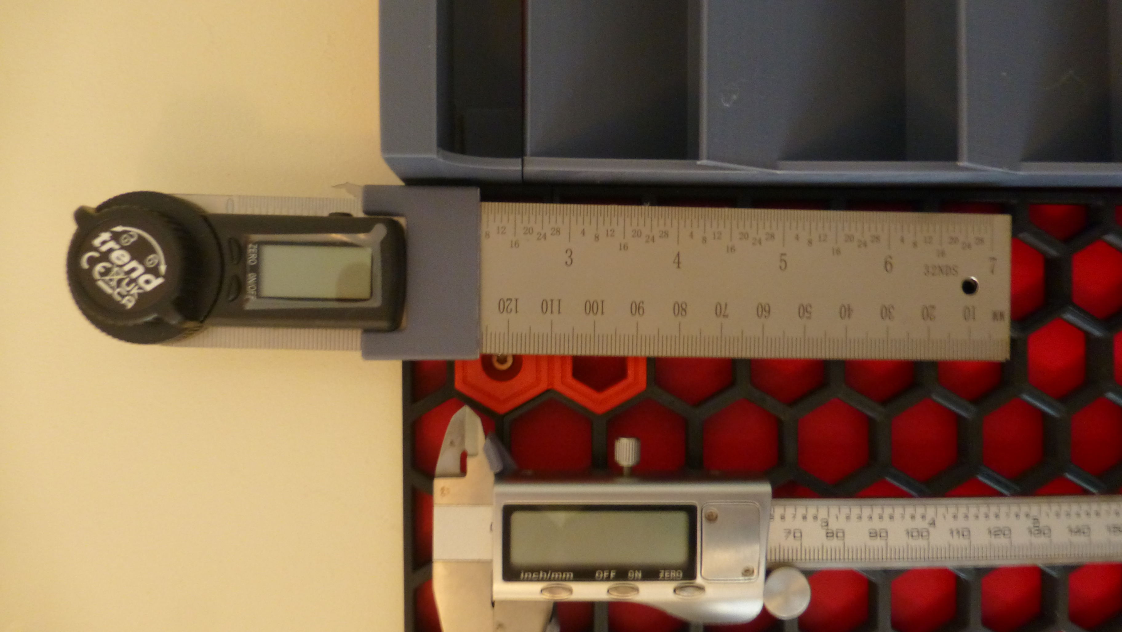 Trend Digital Angle Rule Holder