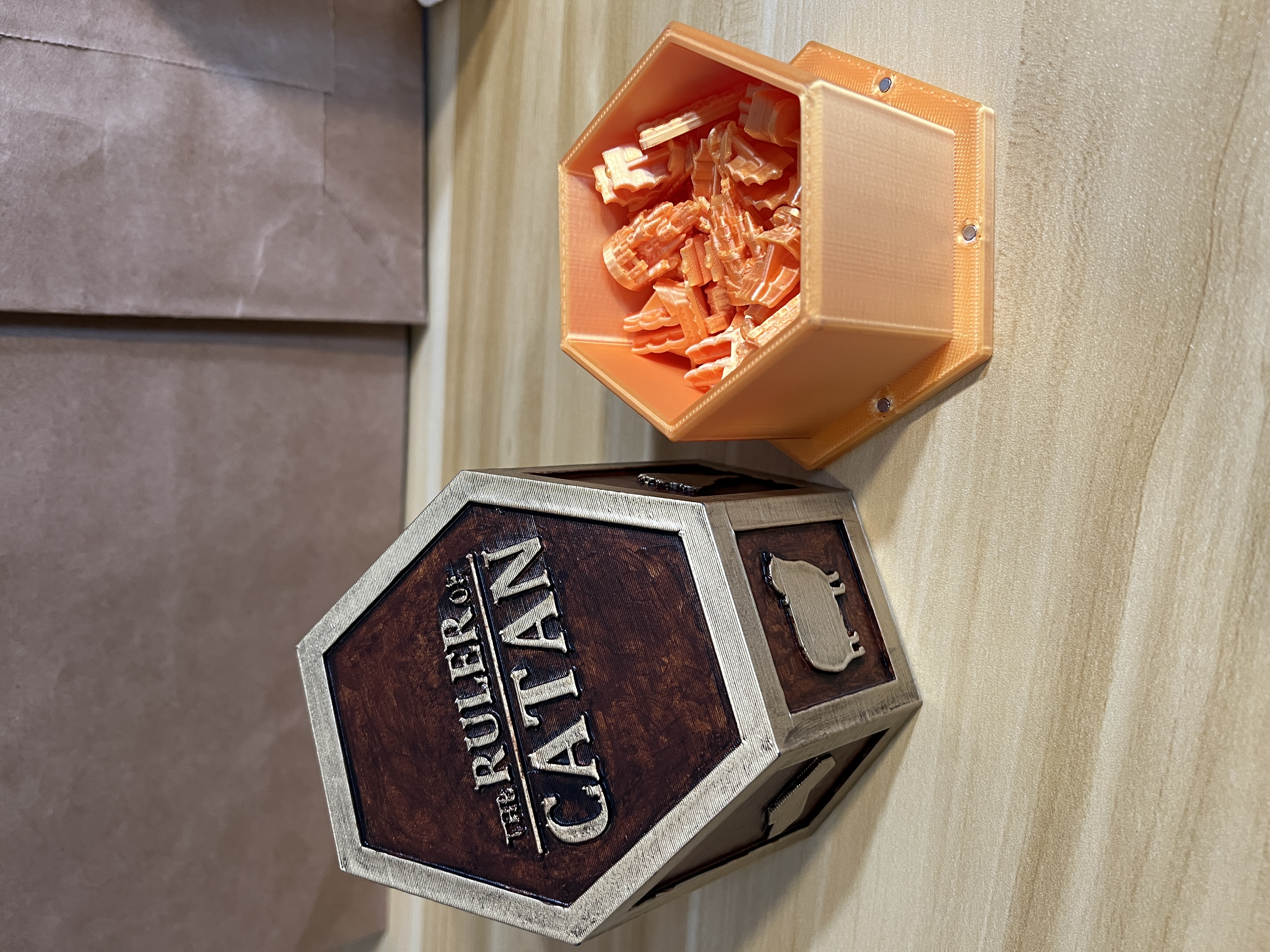 Catan Trophy Container