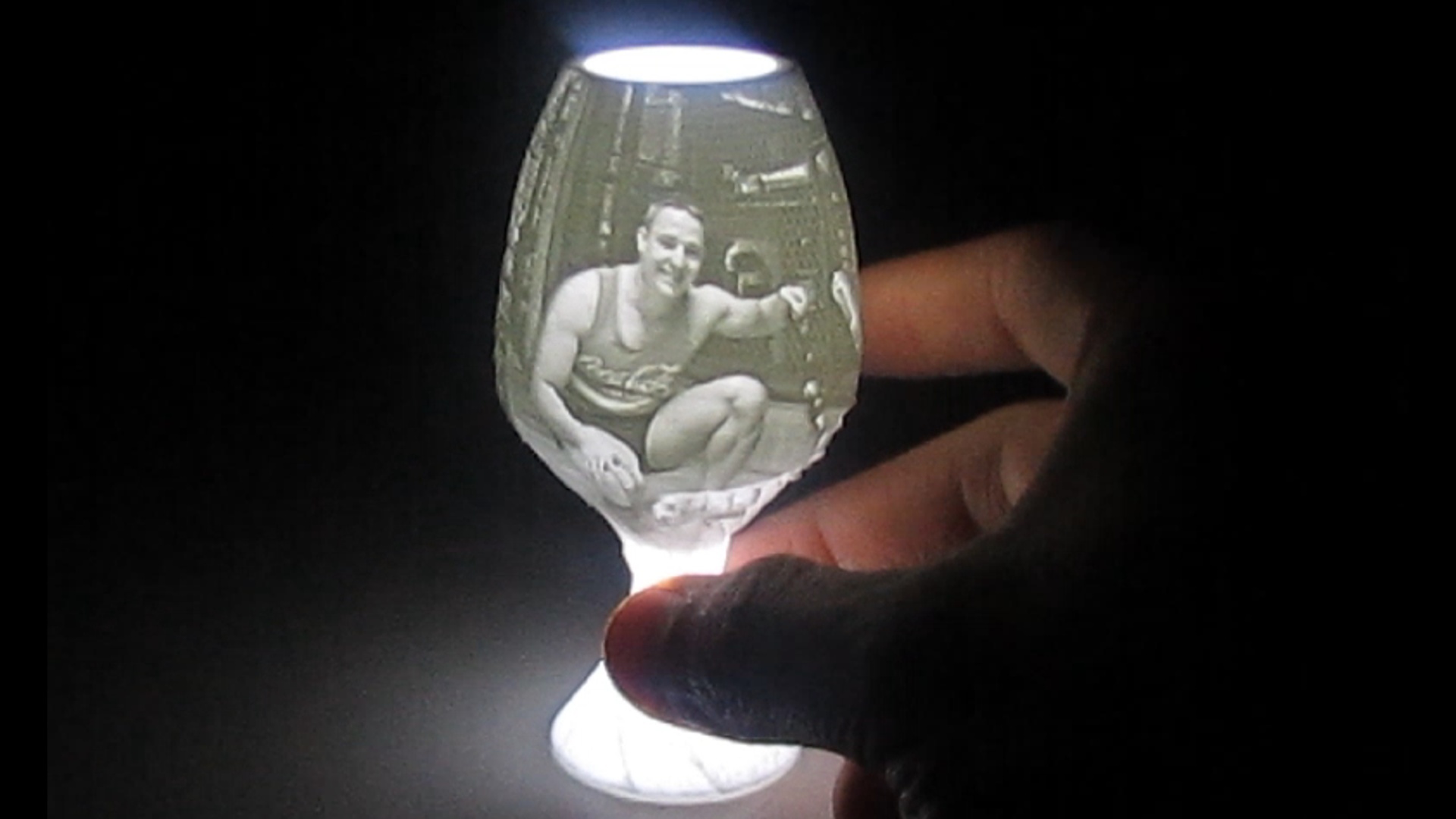 Cup-shaped lithophane personalize with your photo