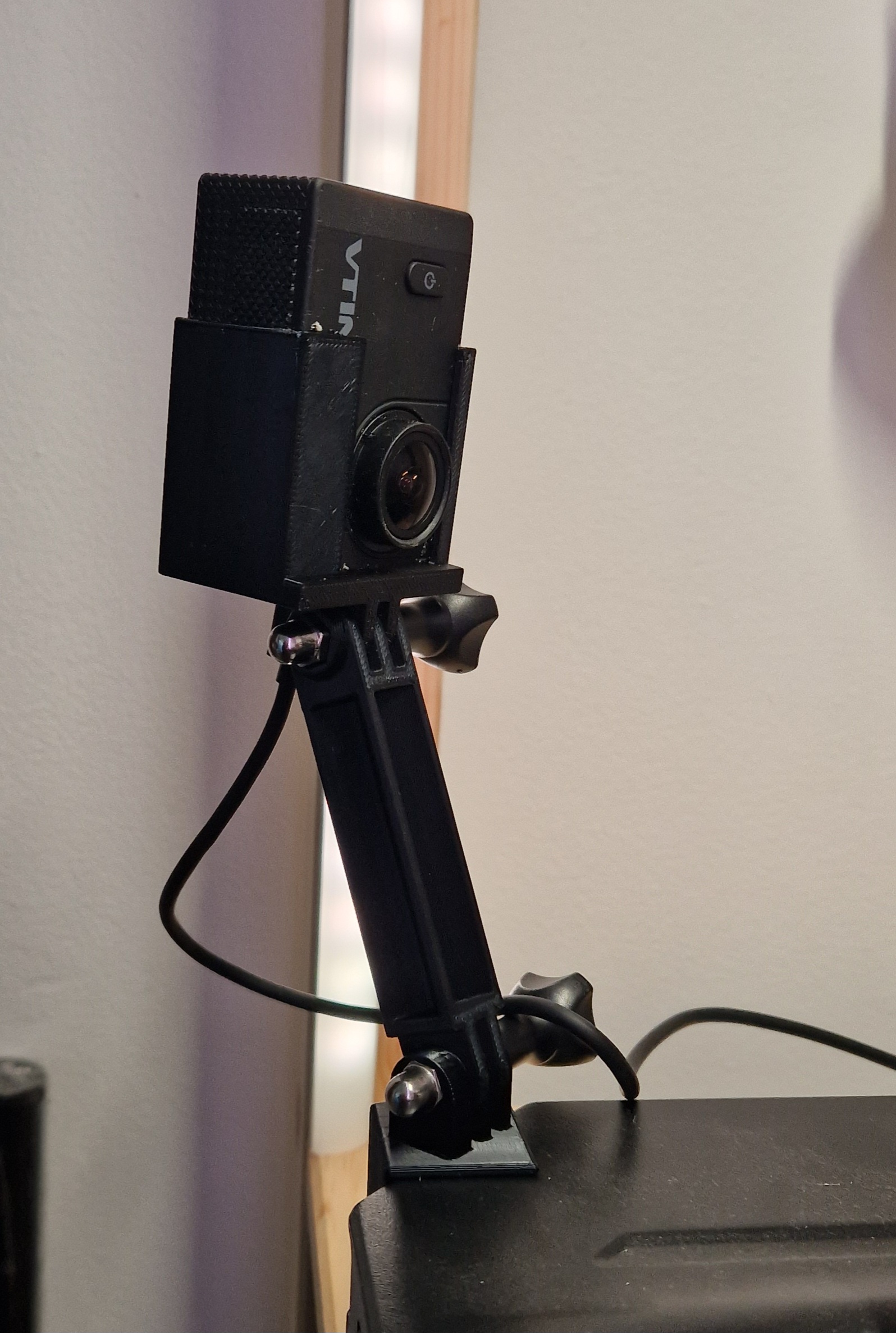 Action Camera Case for Go Pro Mounts by Christine van den Bout Download free STL model