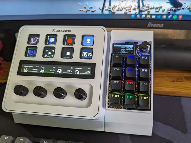 StreamDeck Plus Dock