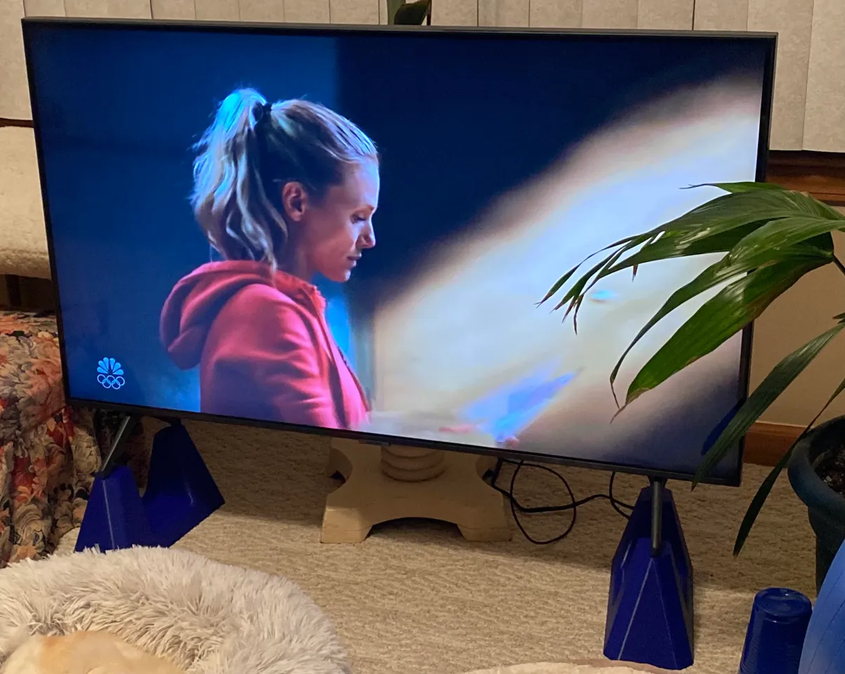 Samsung TV Riser by Cruz427 | Download free STL model | Printables.com