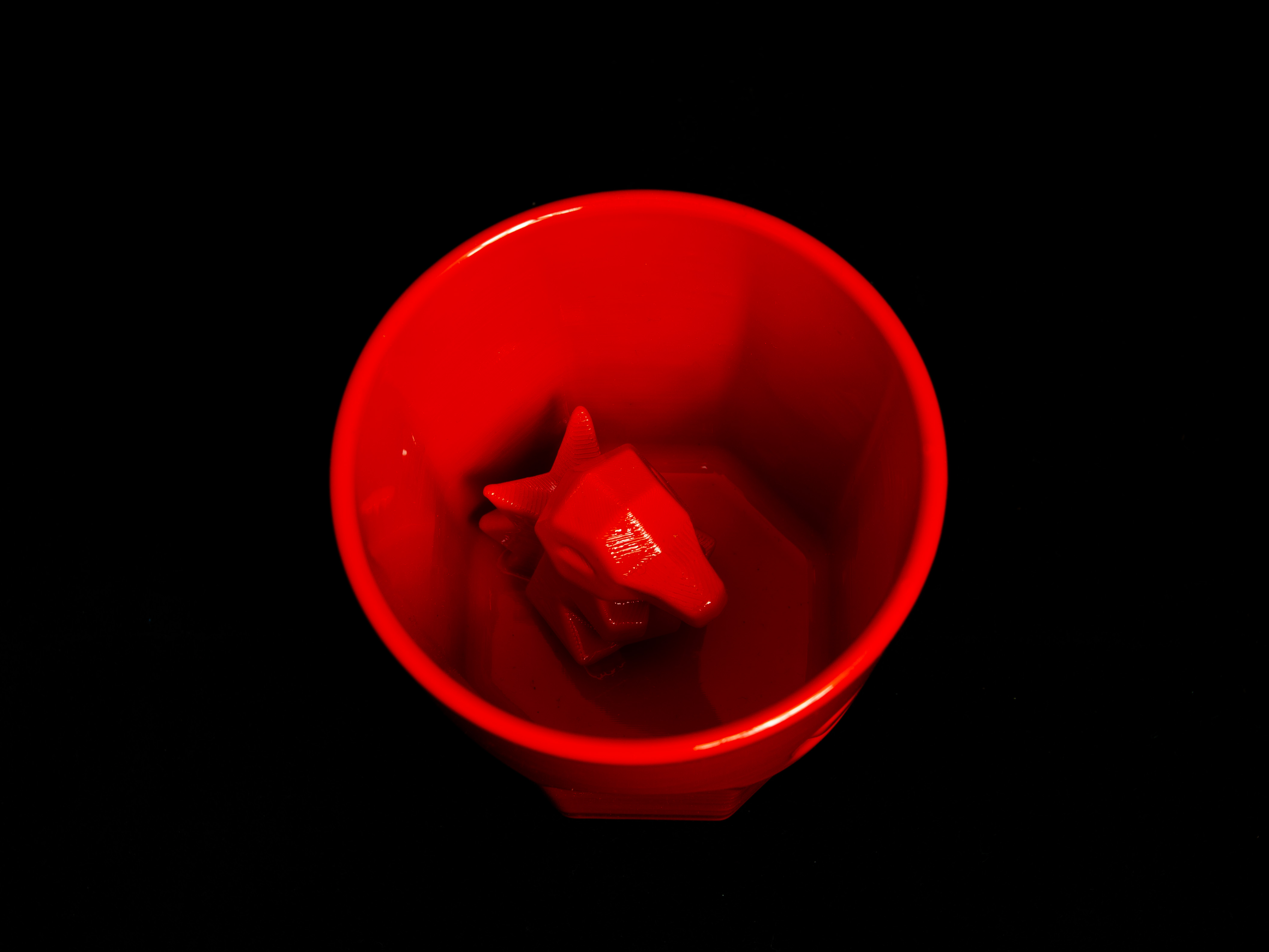 Cyndaquil hiding in a Octaglass 3D model thumbnail