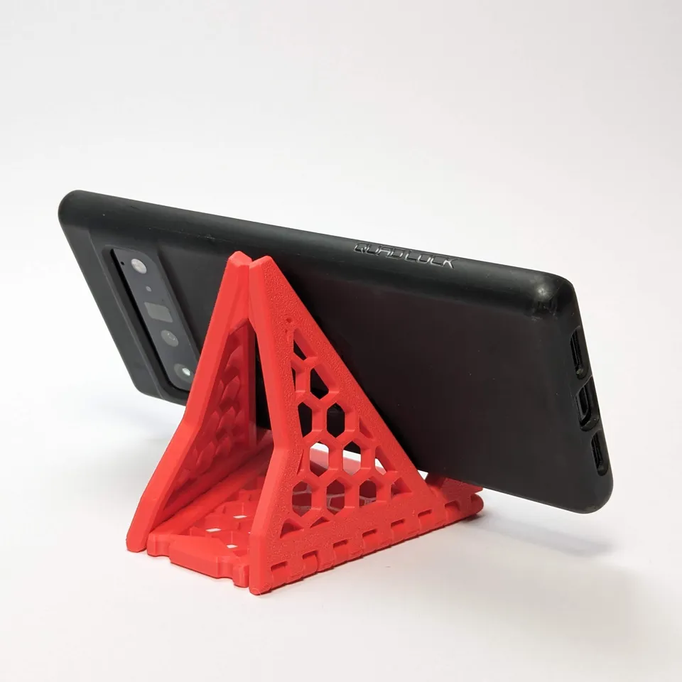 3D Printable Planetary Phone Stand by Clockspring