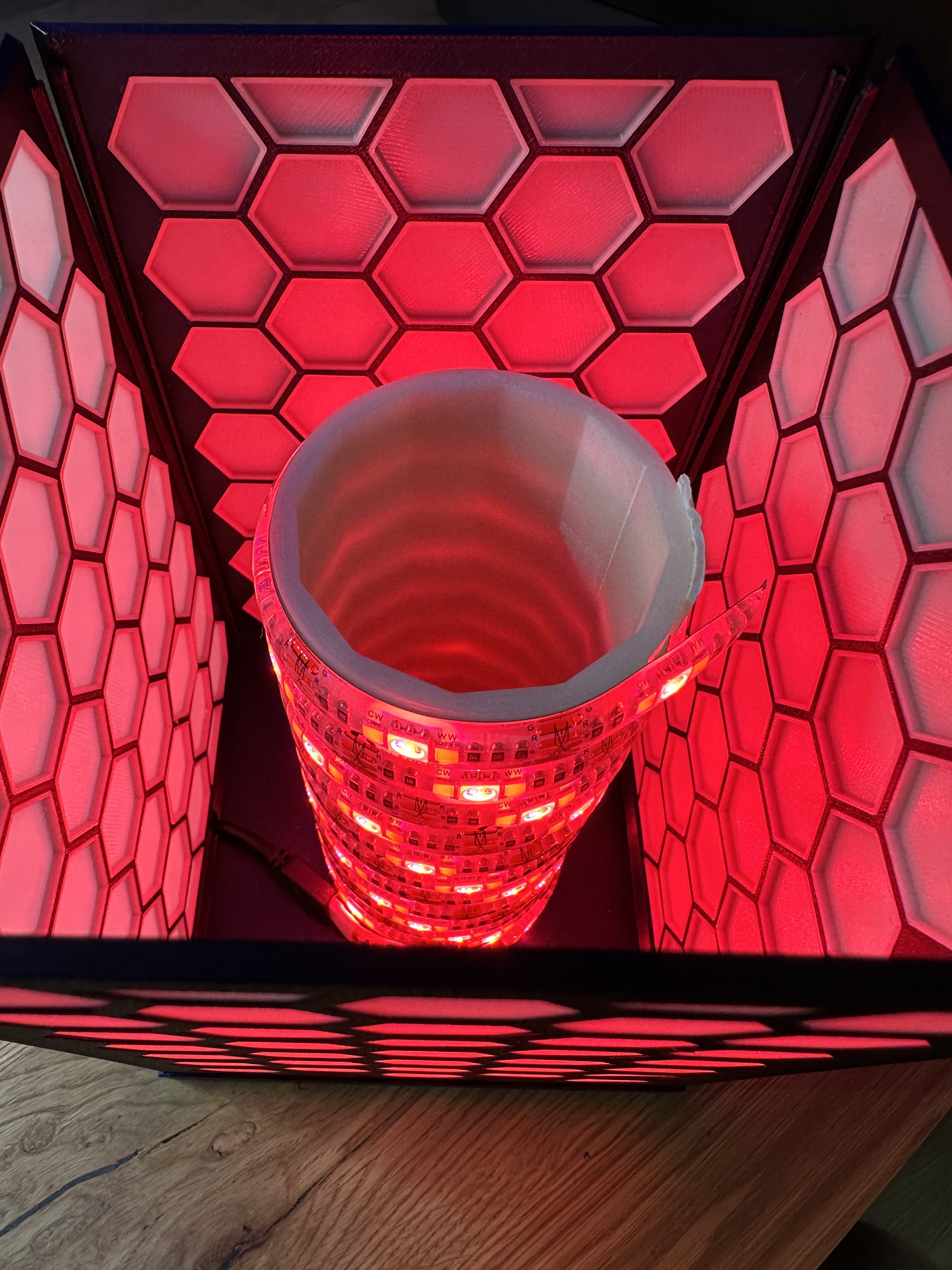 Miniatura 3 do modelo 3D Hex Table Lamp Remix