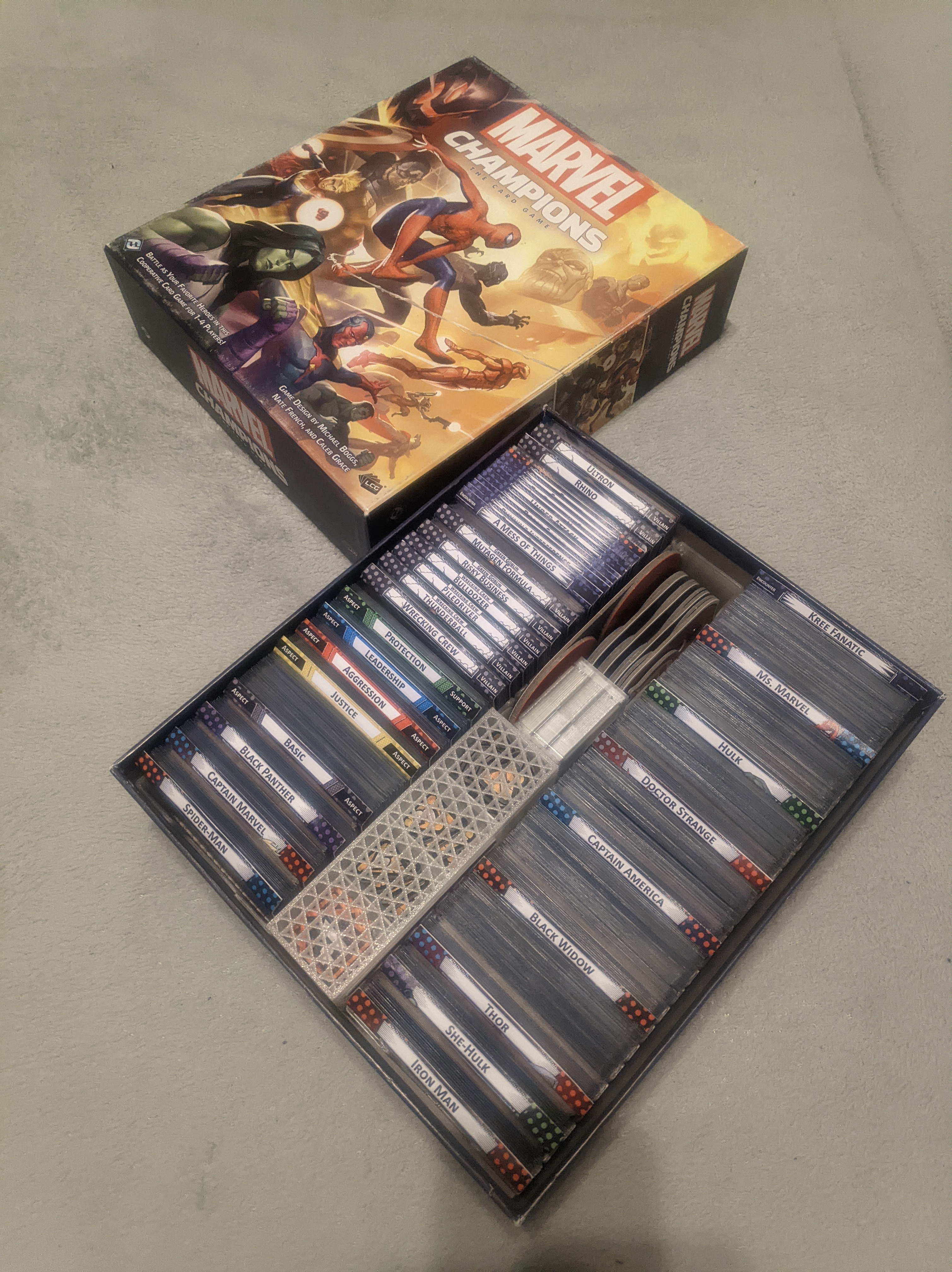 Marvel Champions LCG - Insert (93.5mm card sleeves)