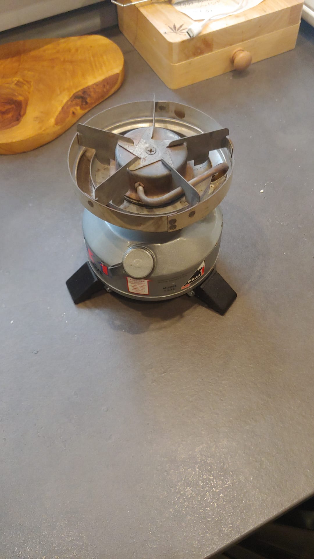 feet coleman peak 550B (multi fuel stove) by herrb Download free STL