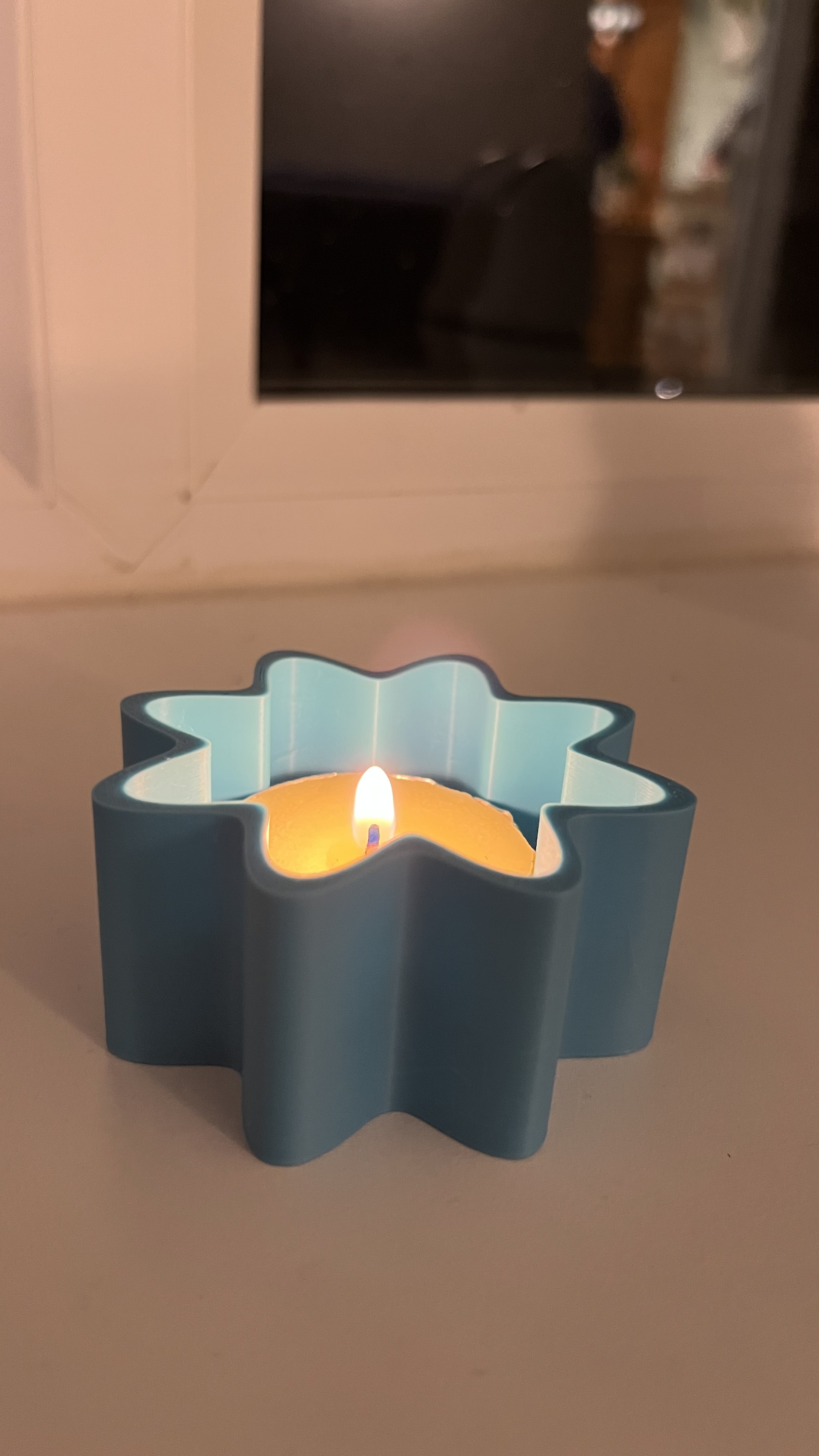 Wavy Tealight Candle Holder
