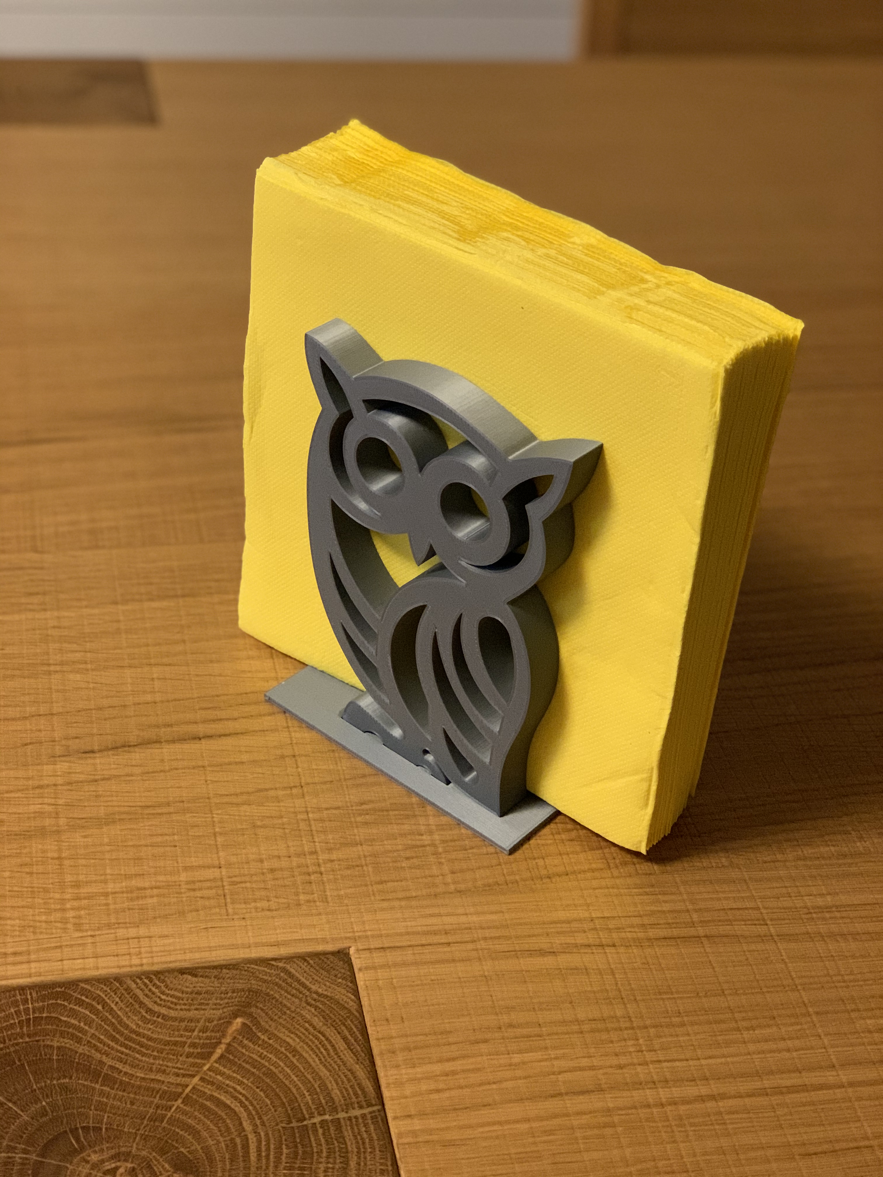Owl napkin holder