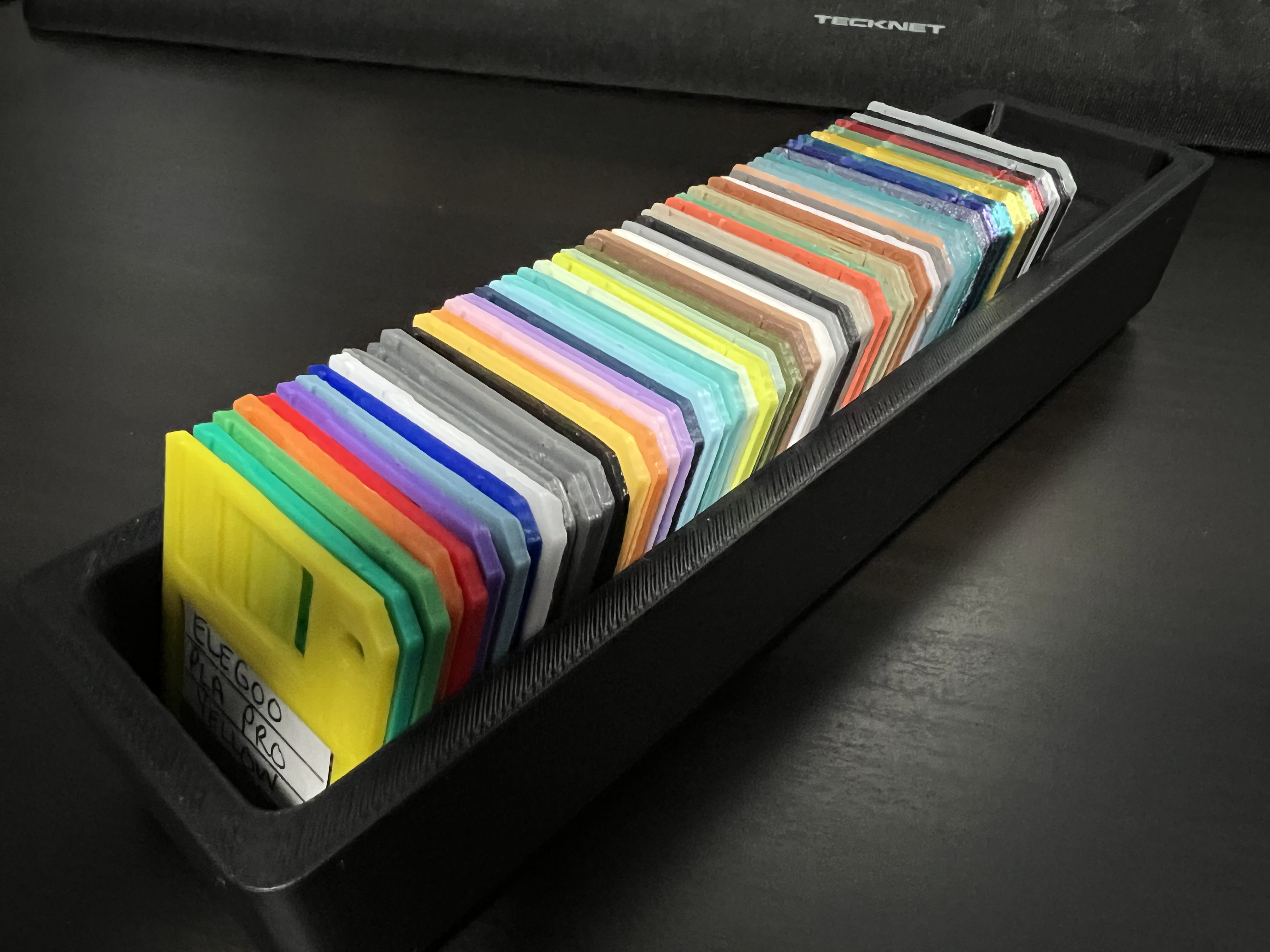 Floppydisk Filament Sample - Gridfinity Holder