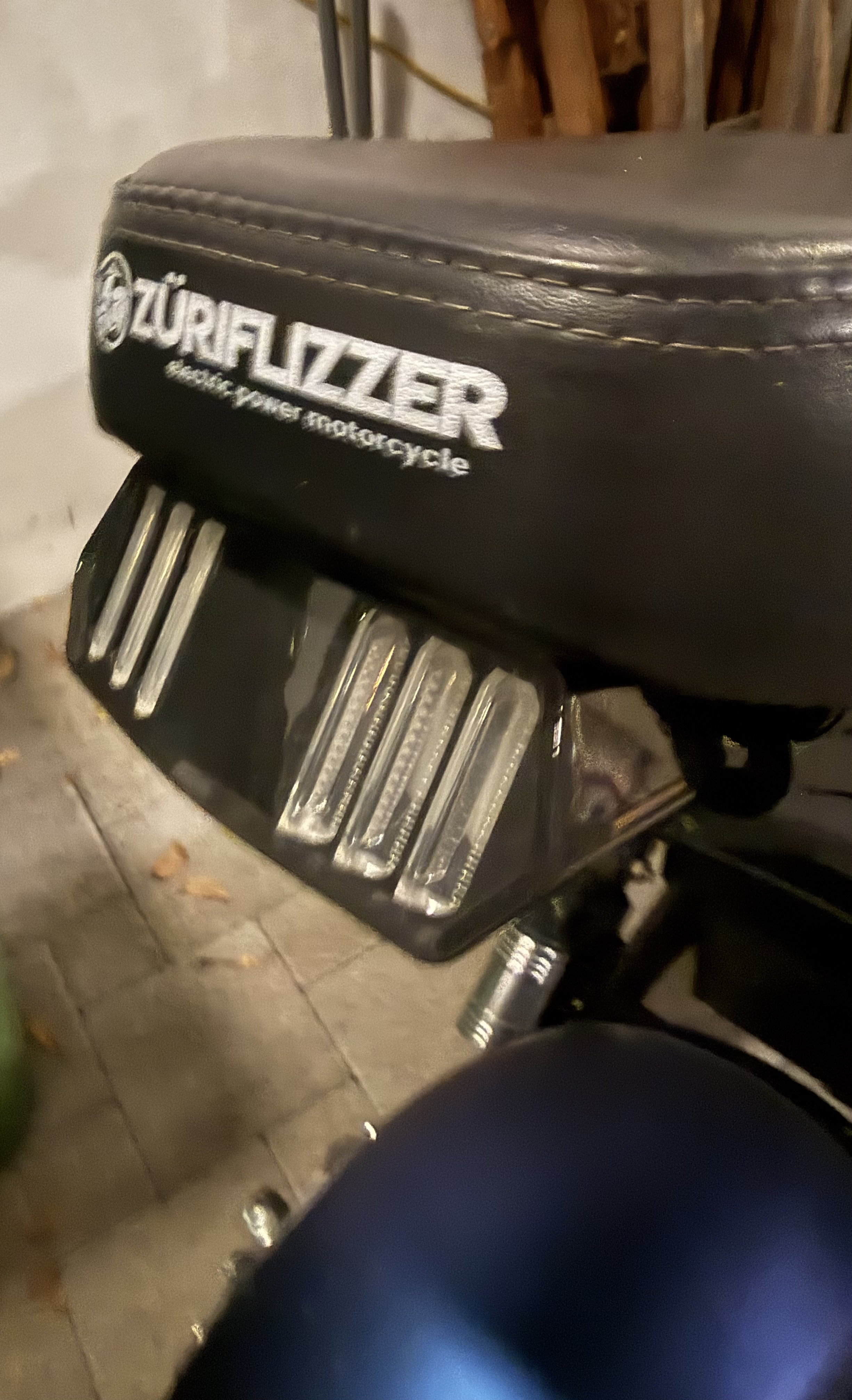 Züriflizzer Rücklicht Ersatzhalterung
