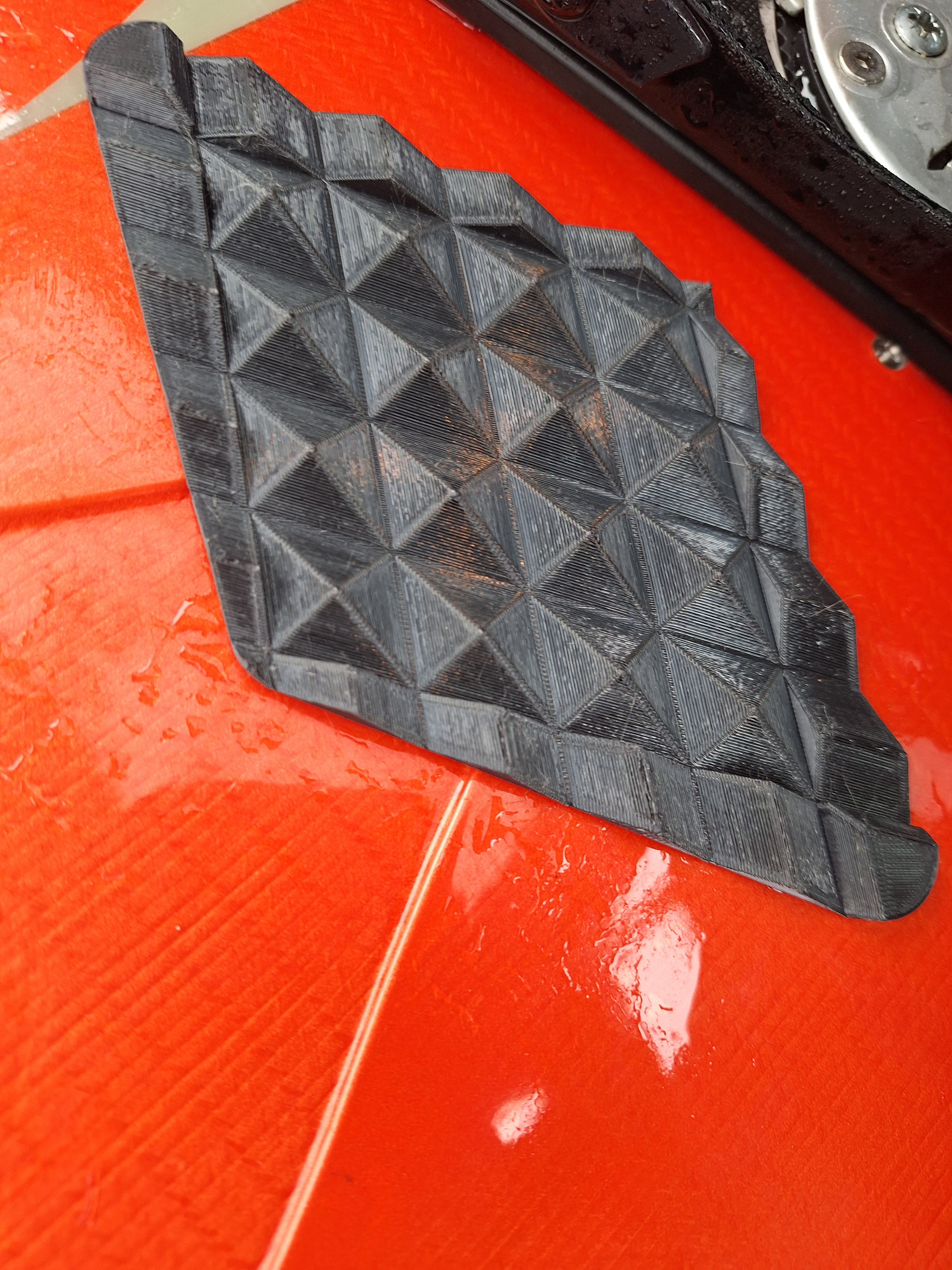 Snowboard Stomp Pad - Black Diamond (TPU/PLA)