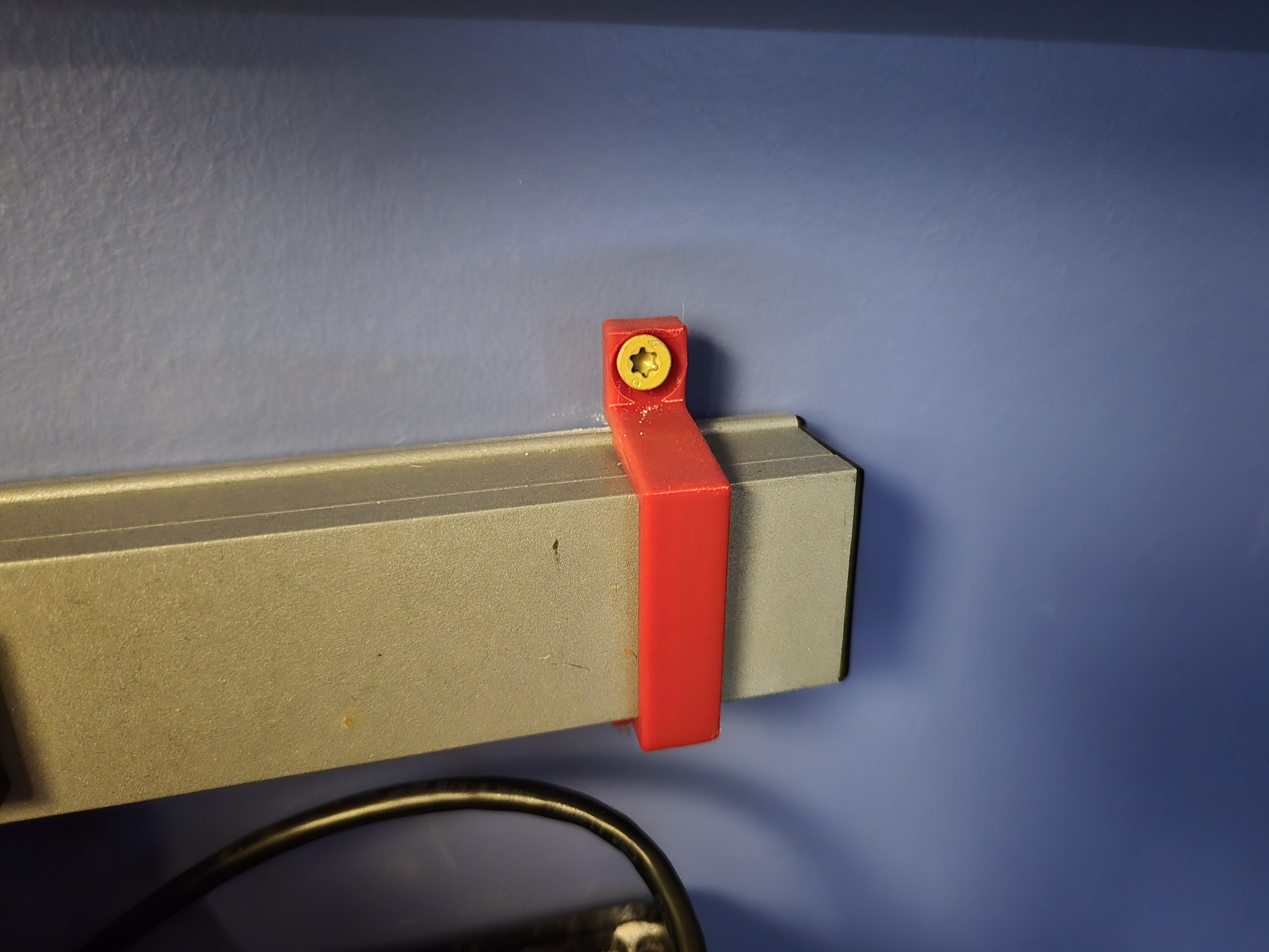 Harbor Freight Power Bar Wall Mount