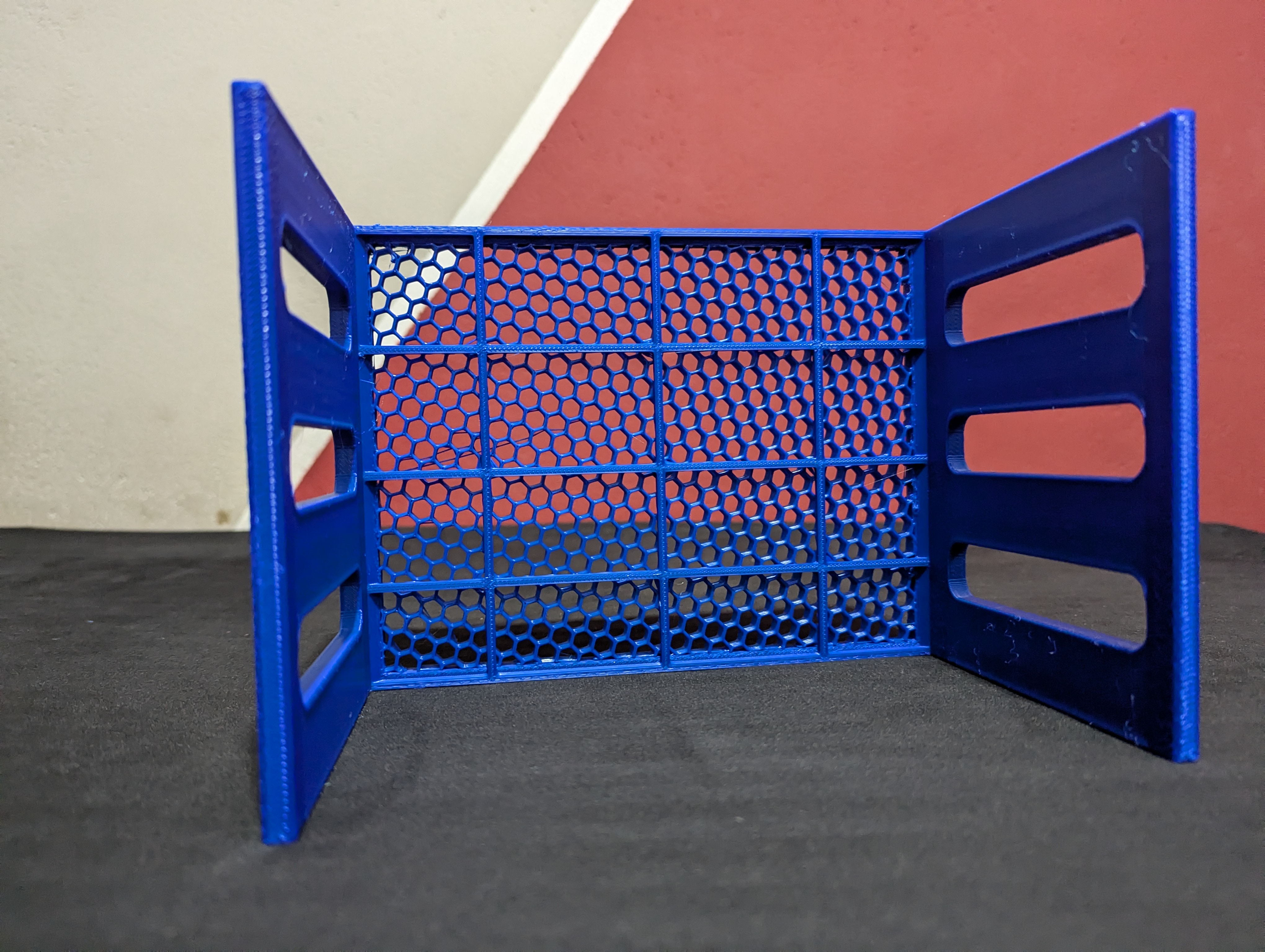 Elevated Book Shelf — thumbnail 4
