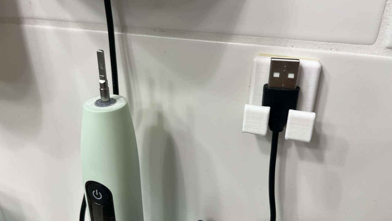 Cable Wall Holder / Mount / Clip For USB-A / USB-C And Other Small Cables - Remix