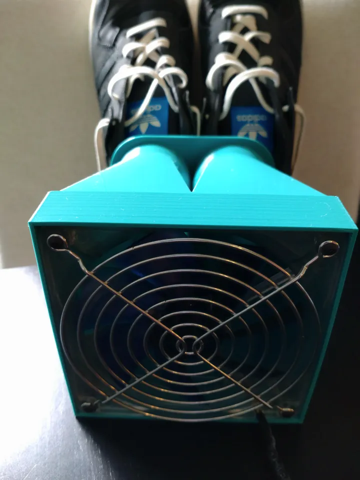 Shoe Dryer for 120 mm Fan par 3DBen, Téléchargez gratuitement un modèle  STL