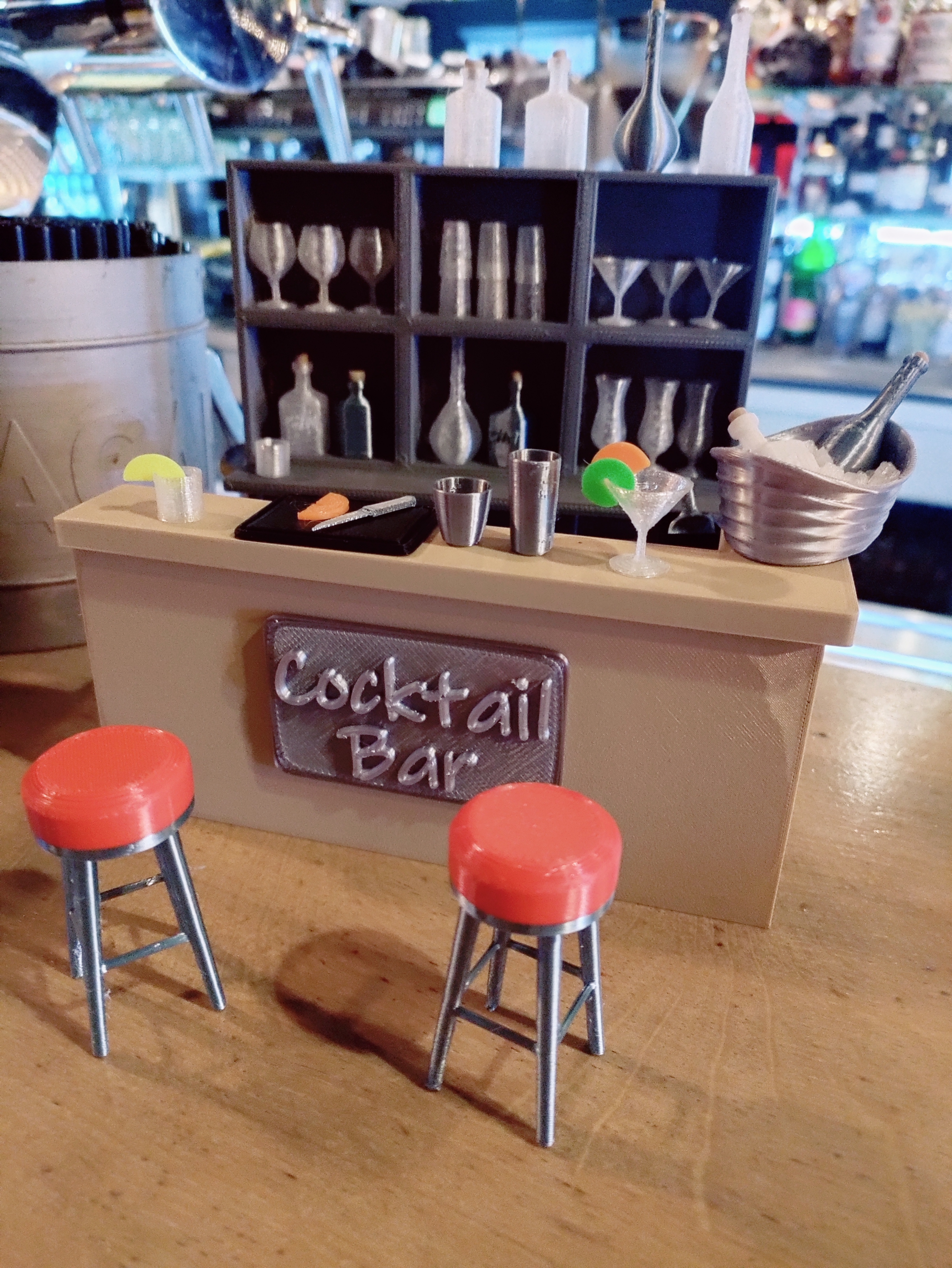Tiny Bar