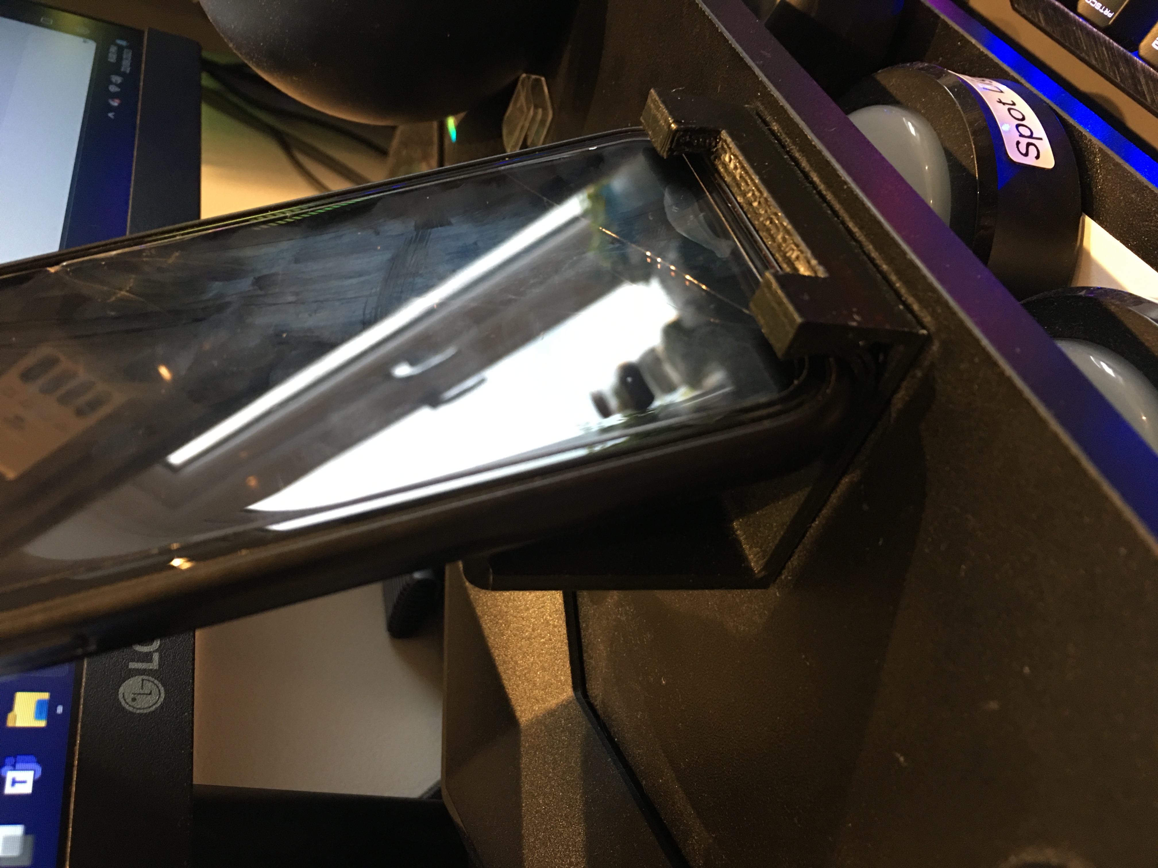 Phone Holder With Cut Out For iPhone Home Bar by PrinttX Download