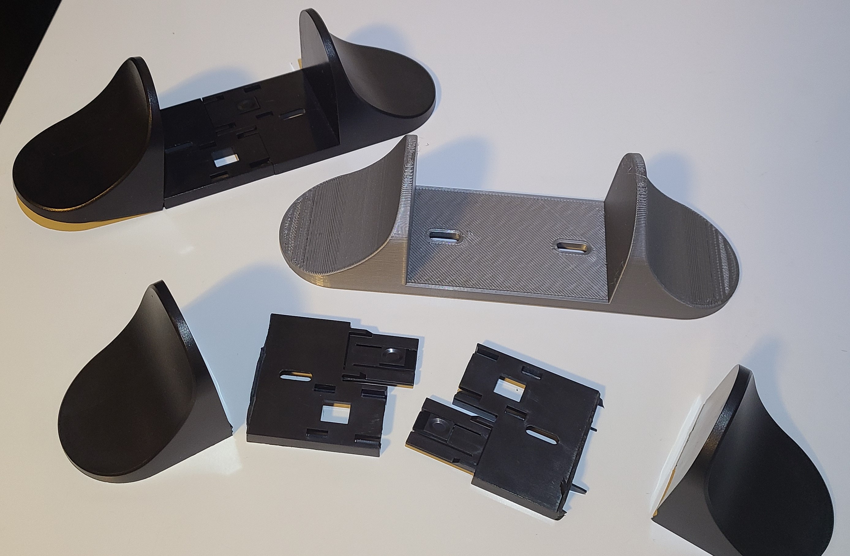Miniatura 3 do modelo 3D APC Smart-UPS Tower Stand (Parametric)